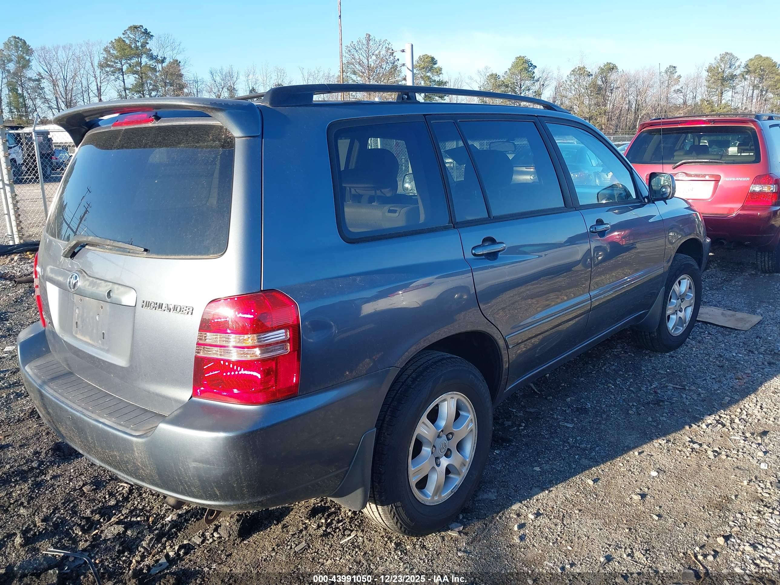 TOYOTA HIGHLANDER image 4