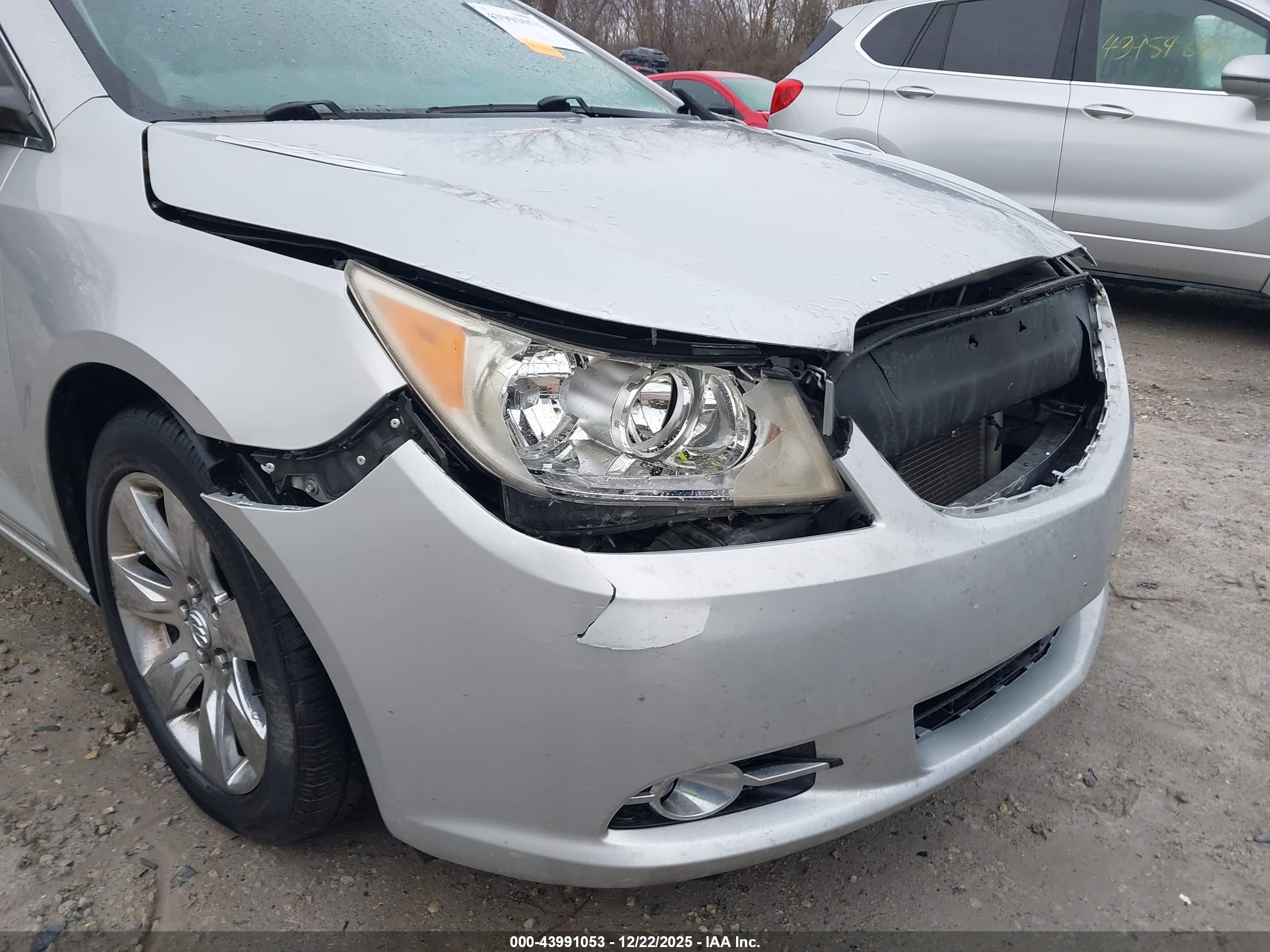 BUICK LACROSSE image 6