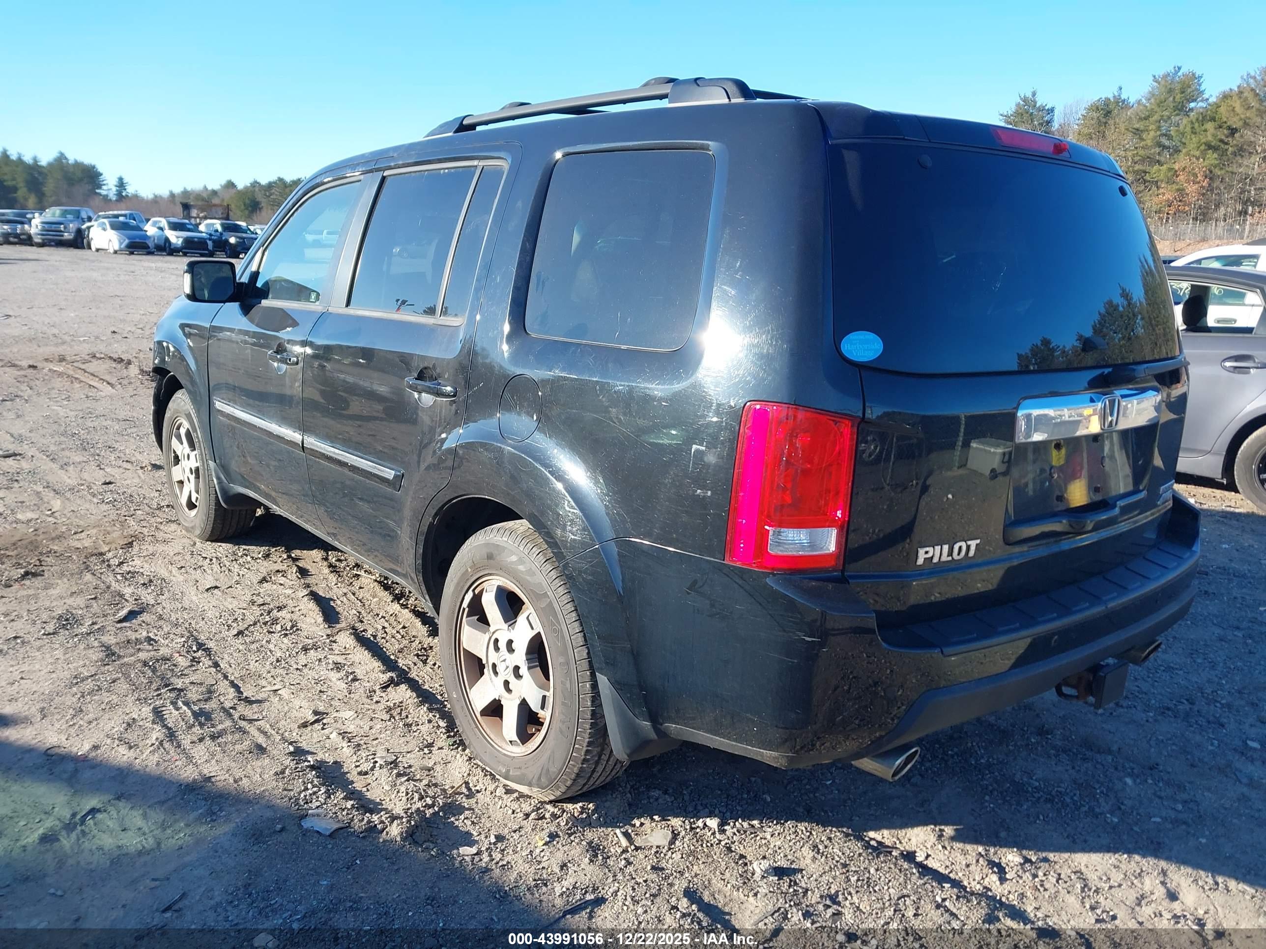 HONDA PILOT image 3