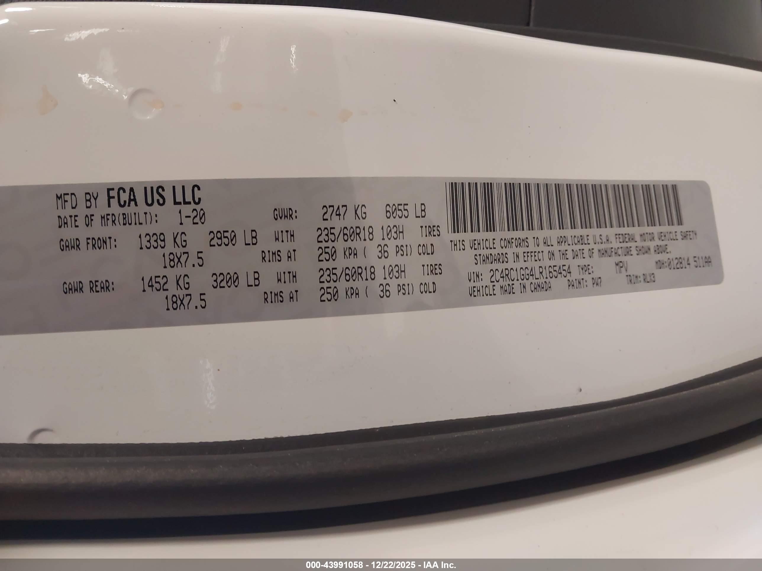 CHRYSLER PACIFICA image 9