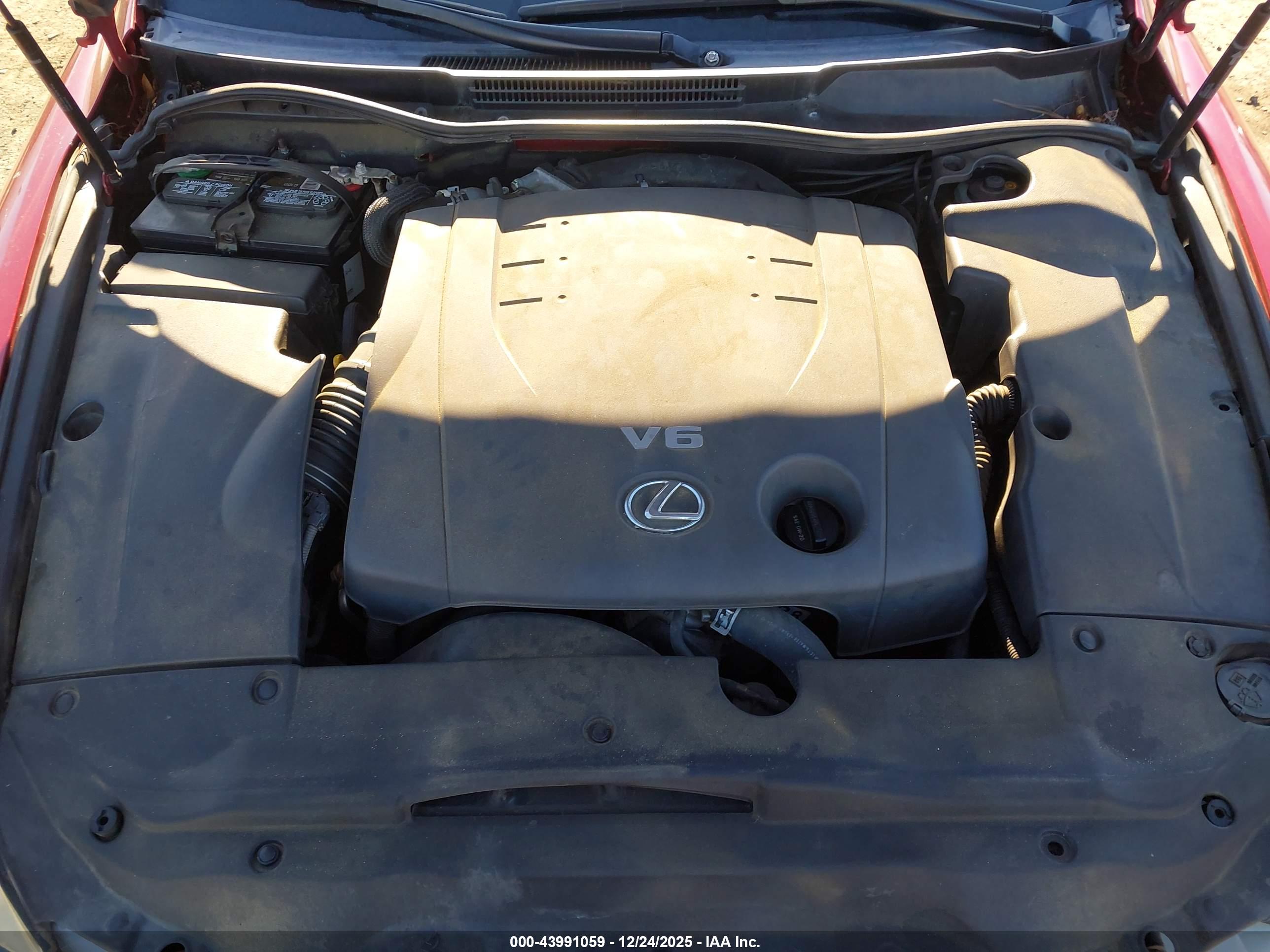 LEXUS IS image 10
