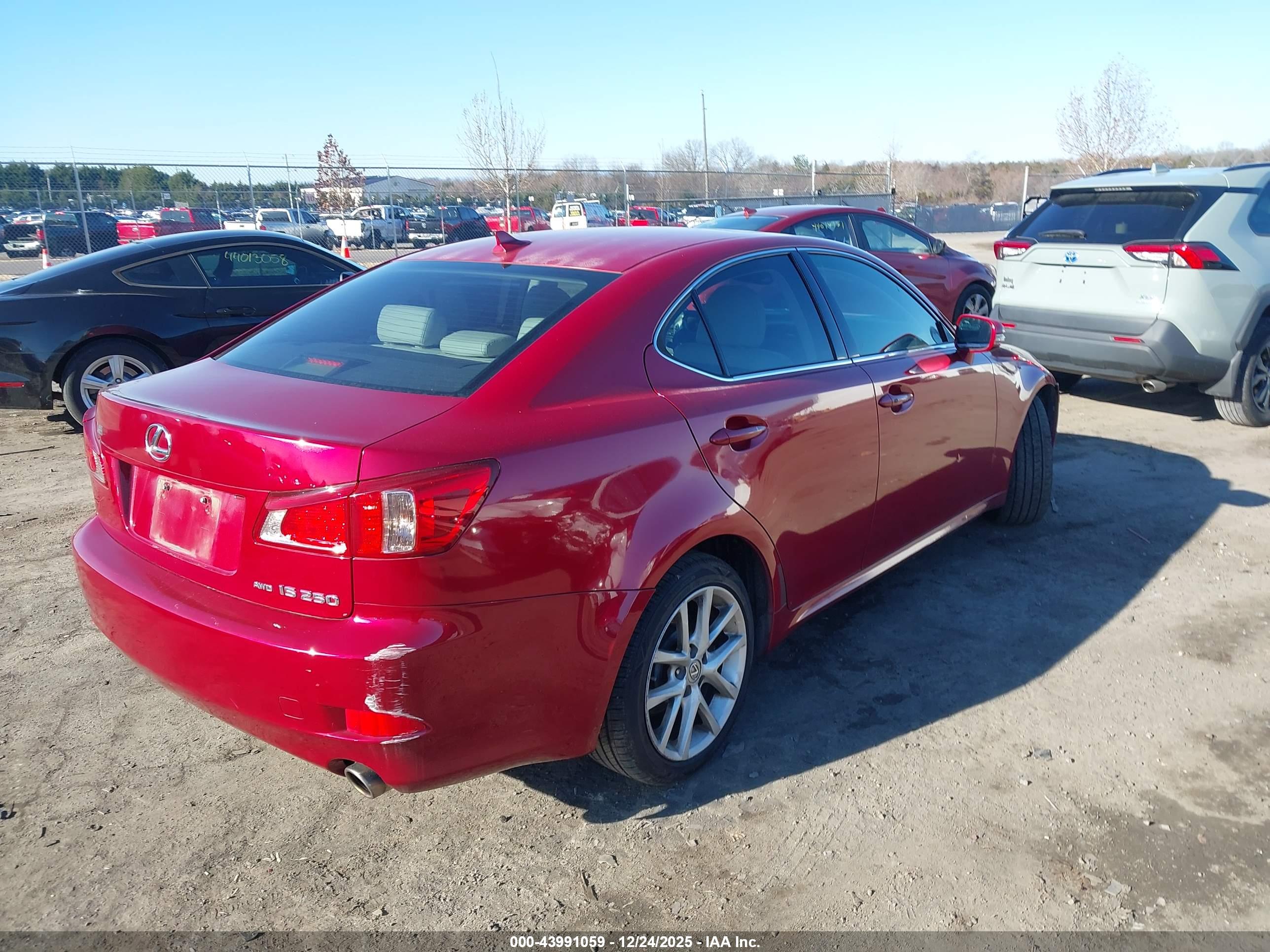 LEXUS IS image 4