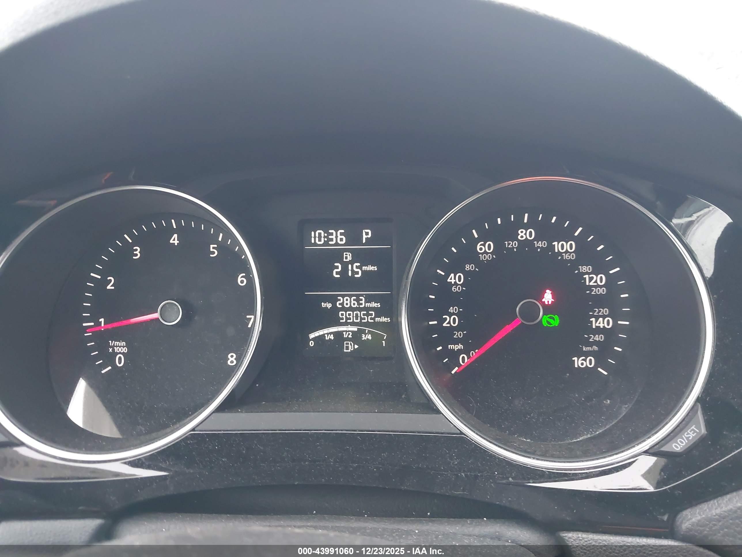 VOLKSWAGEN JETTA image 7