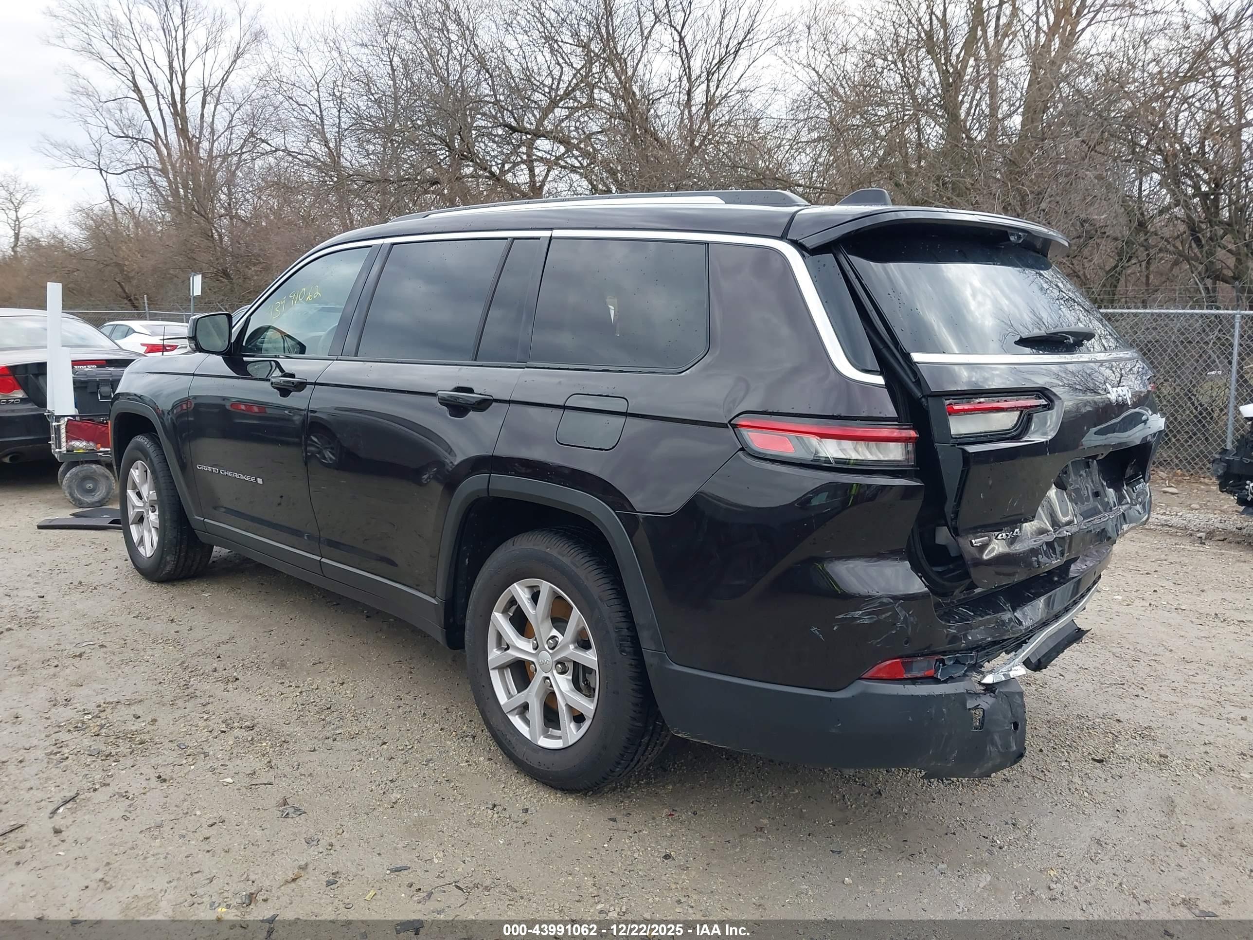 JEEP GRAND image 3