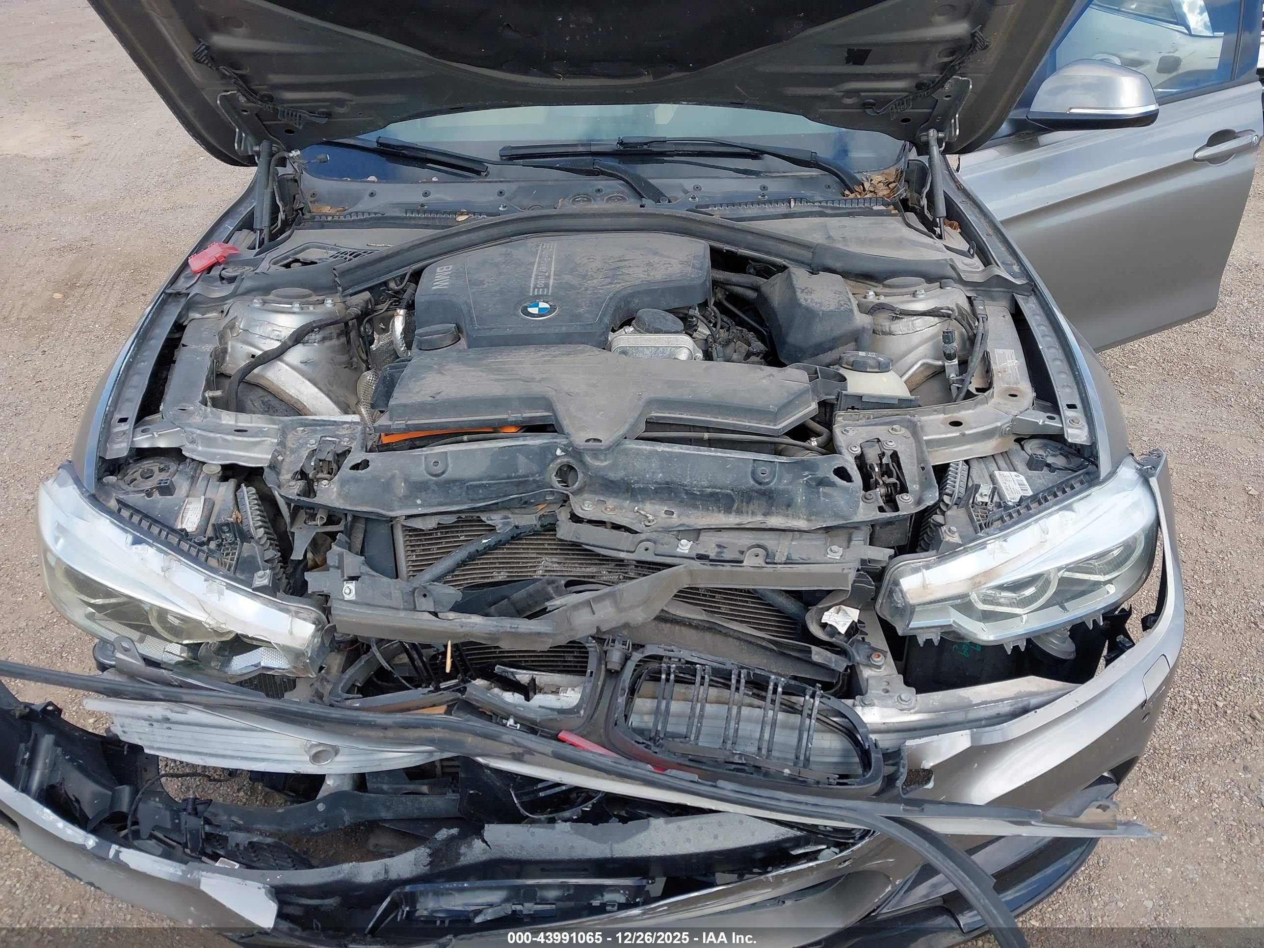BMW 328I image 10
