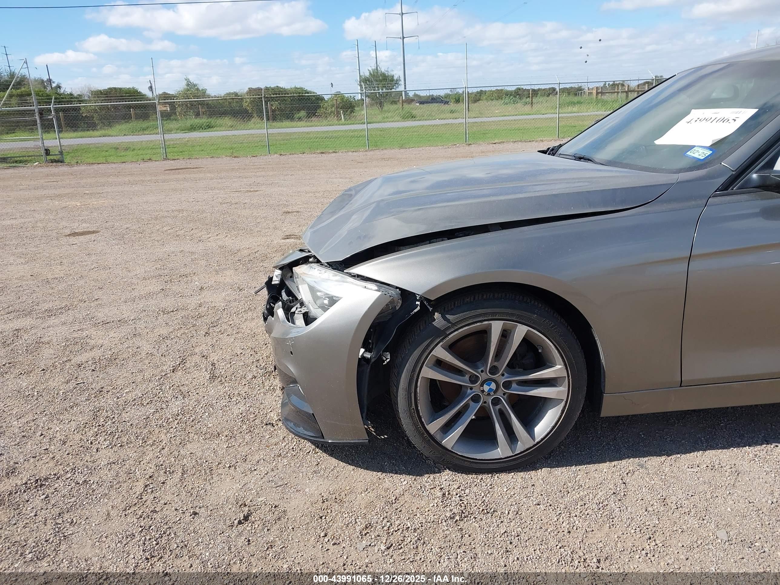 BMW 328I image 6