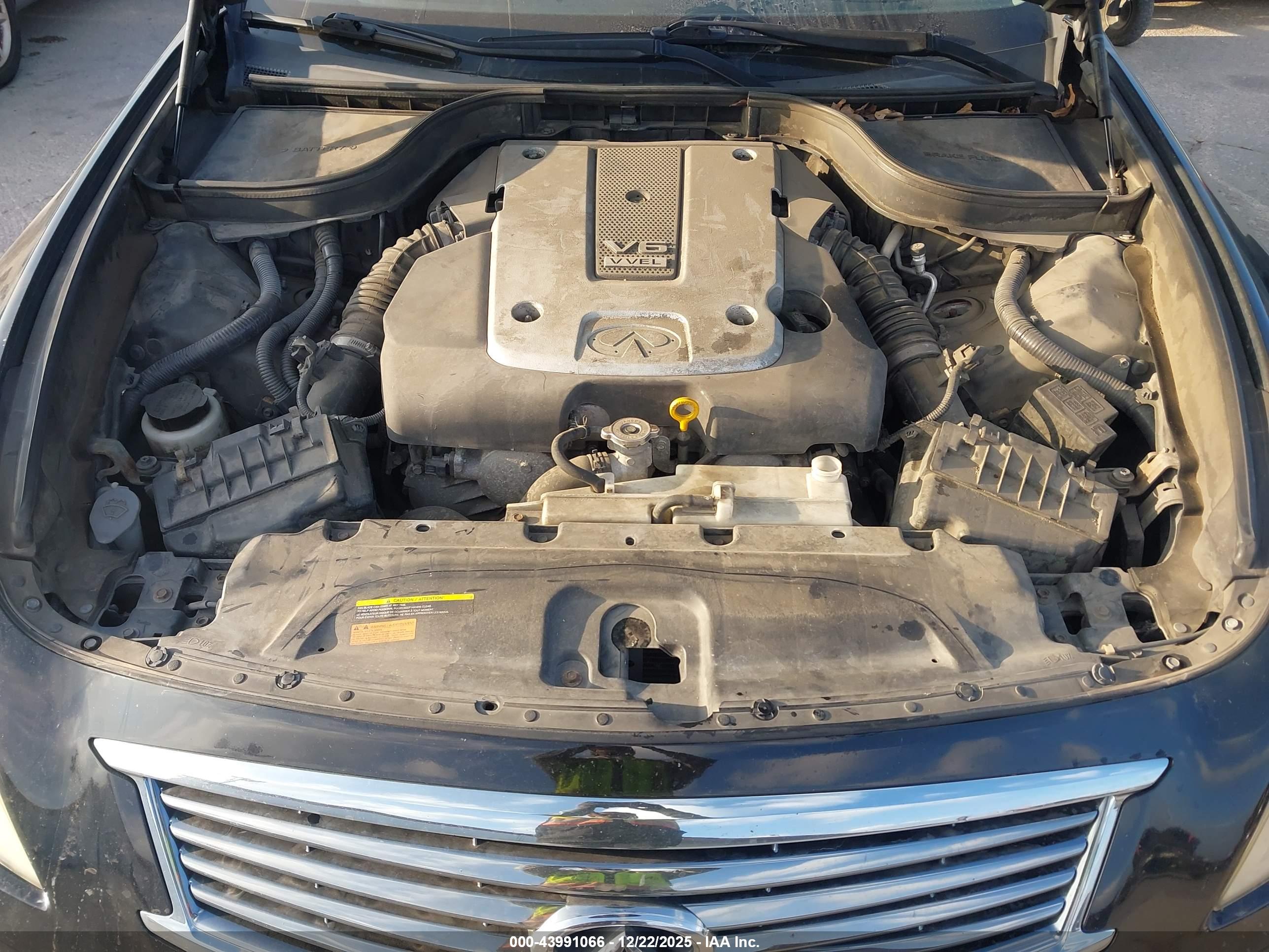 INFINITI G37X image 10