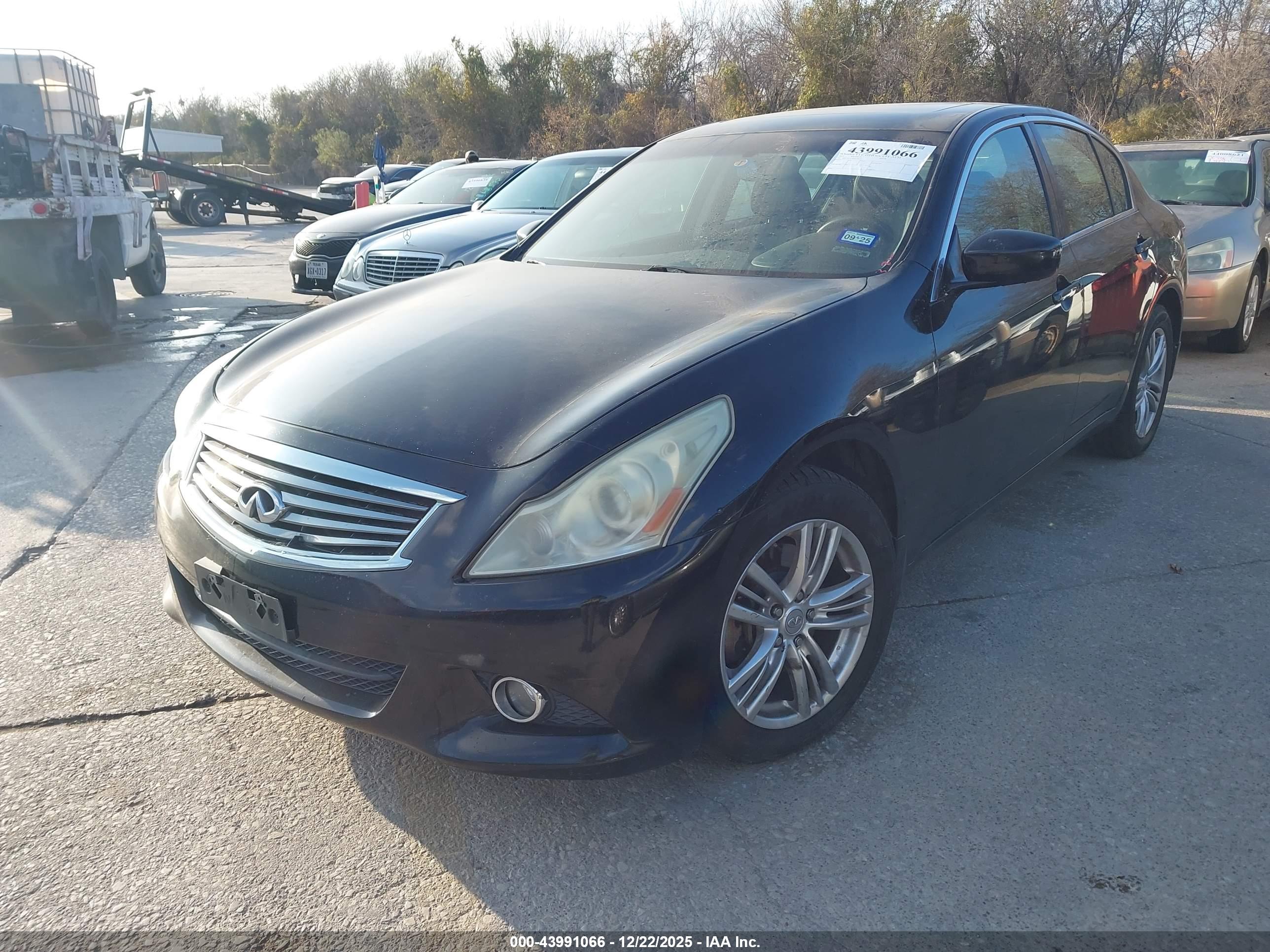 INFINITI G37X image 2