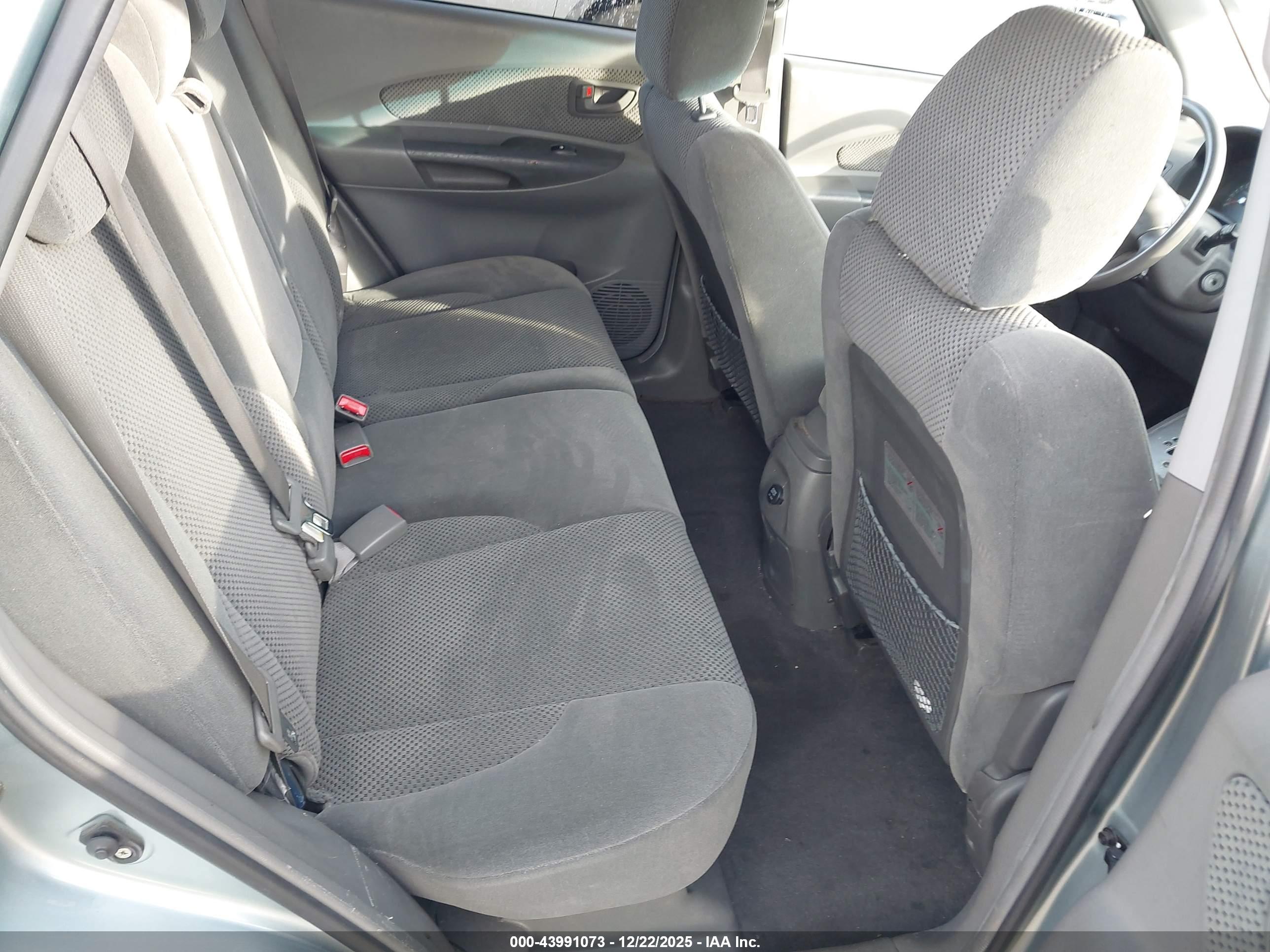 HYUNDAI TUCSON image 8