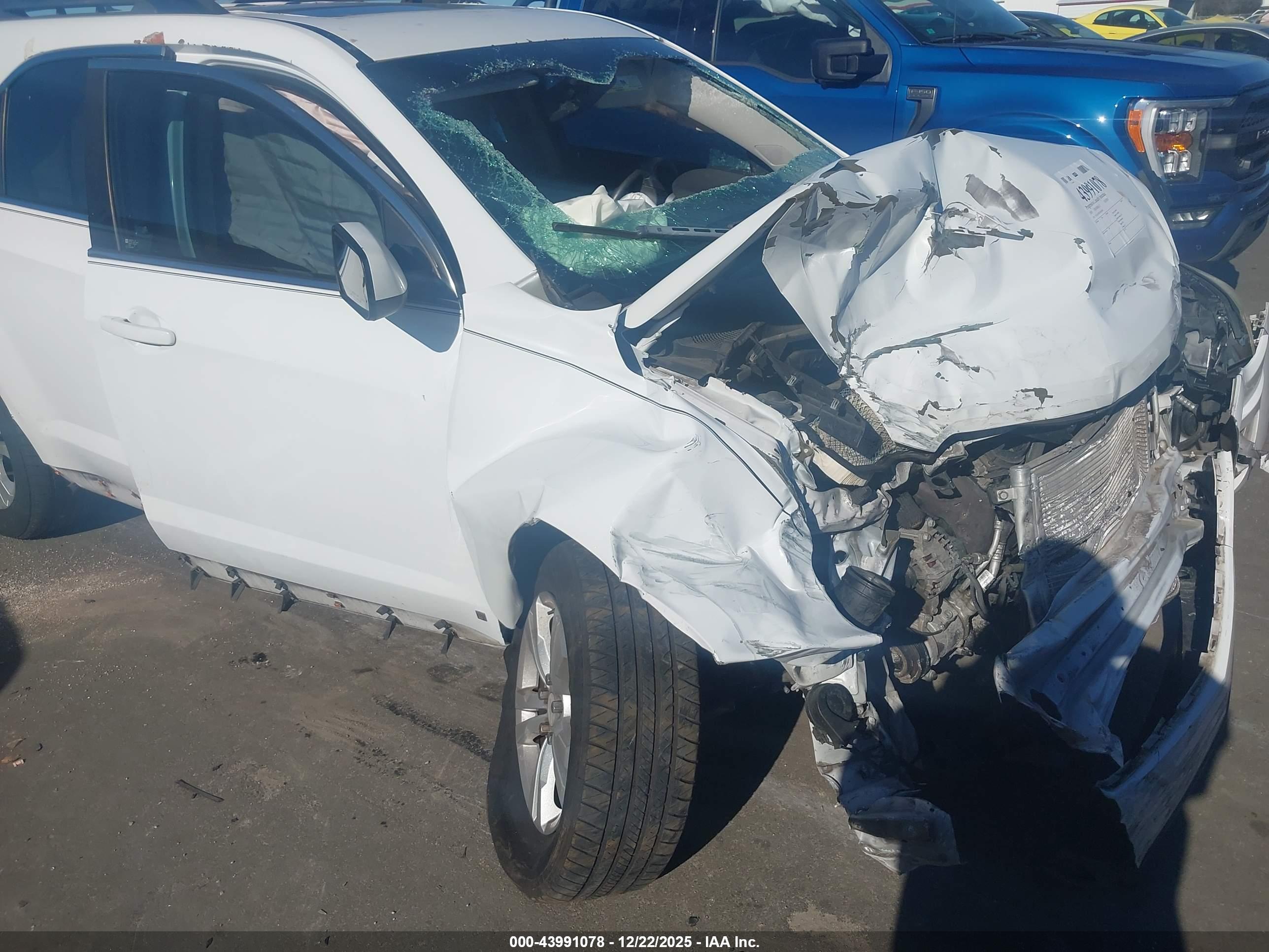 CHEVROLET EQUINOX image 6