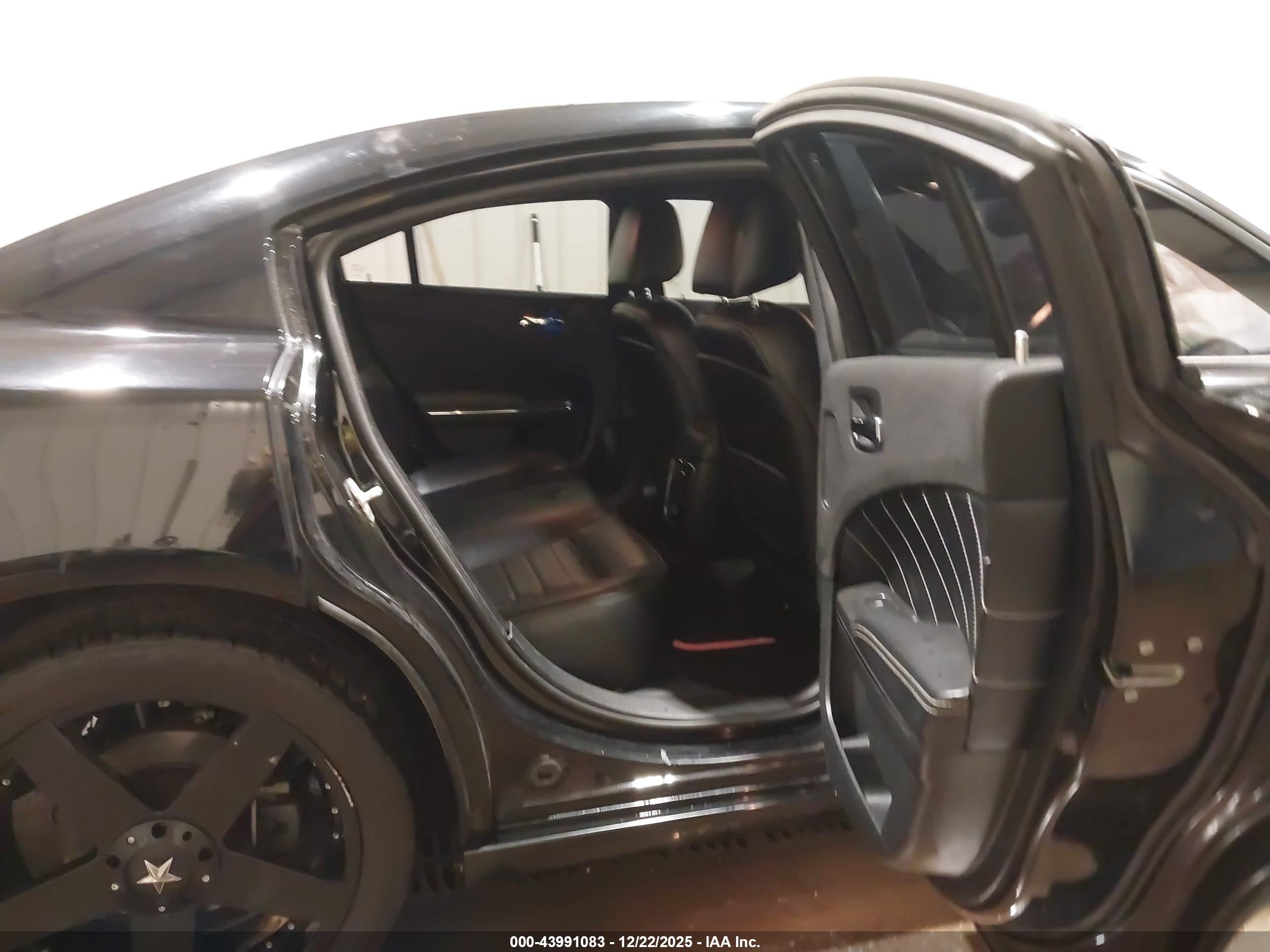 DODGE CHARGER image 8