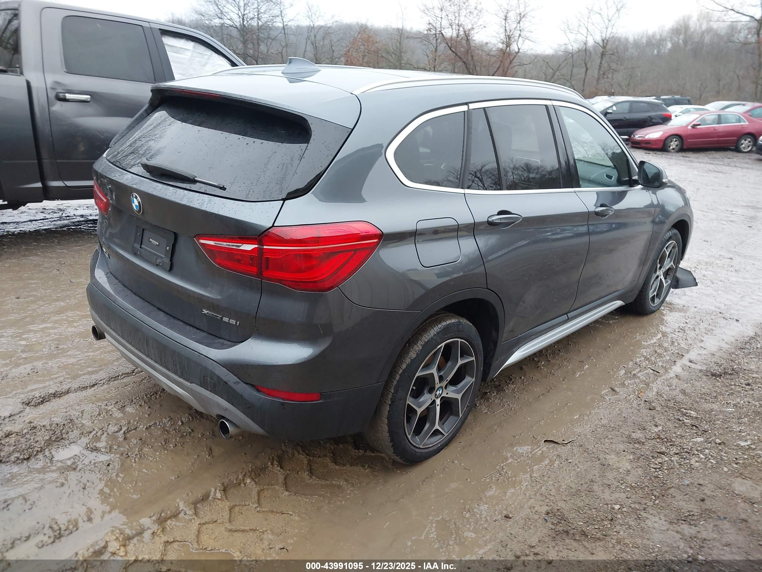 BMW X1 image 4