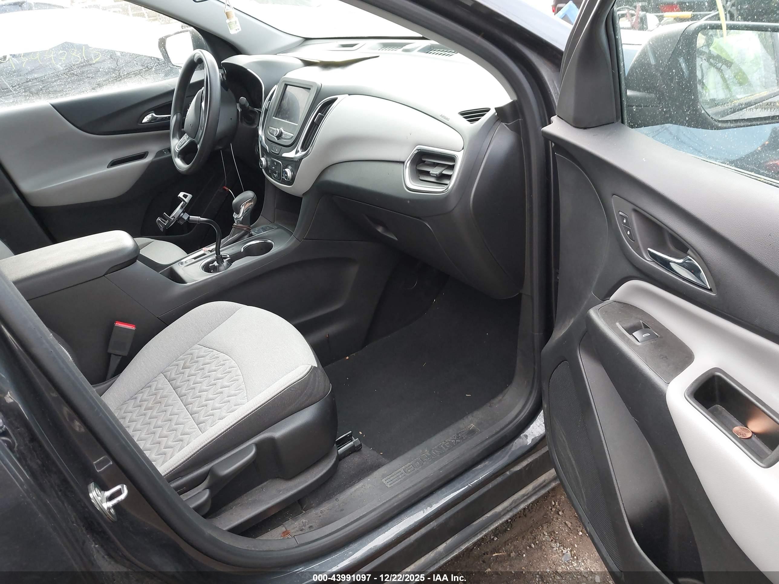 CHEVROLET EQUINOX image 5