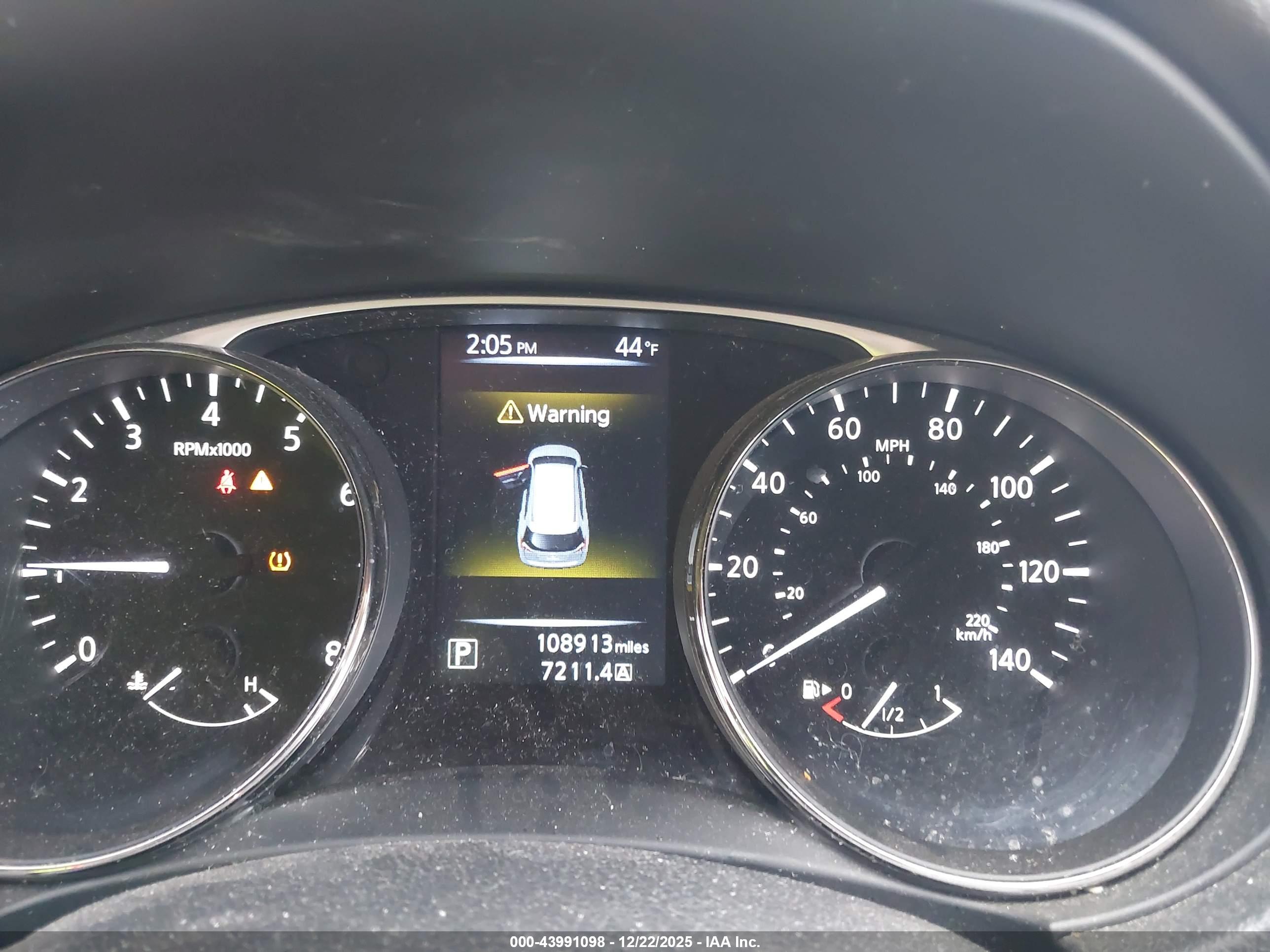 NISSAN ROGUE image 7