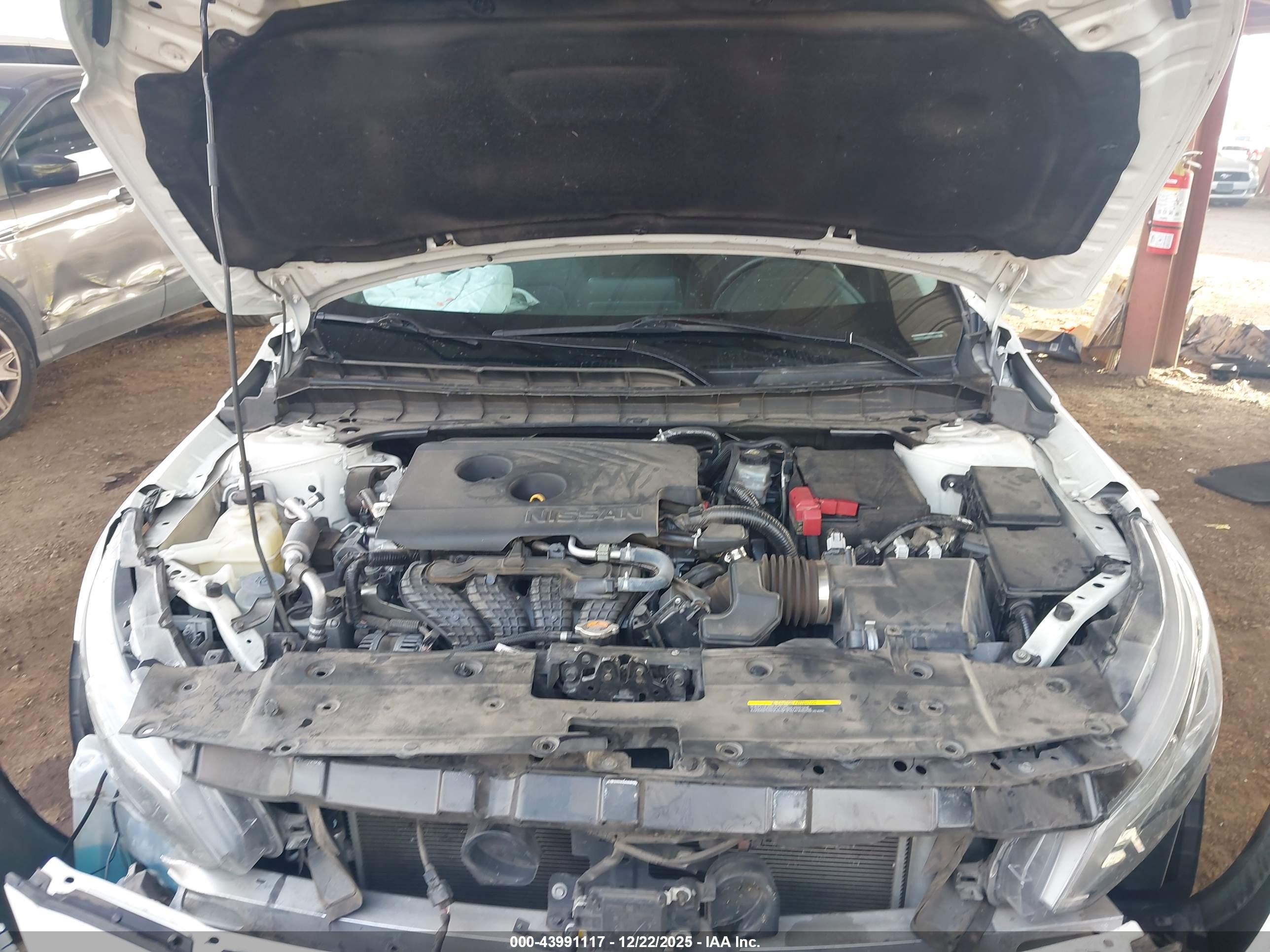 NISSAN ALTIMA image 10