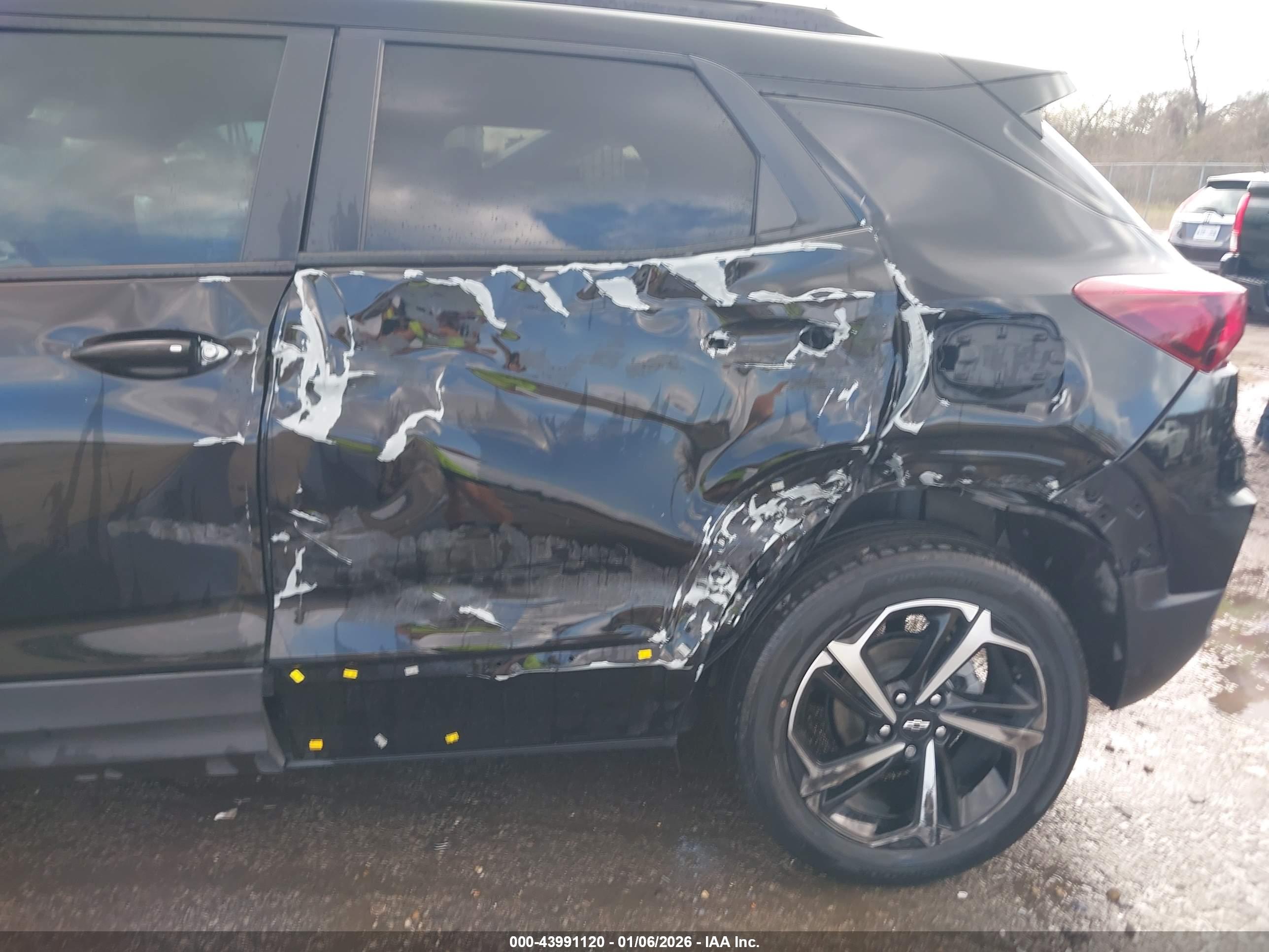 CHEVROLET TRAILBLAZER image 6