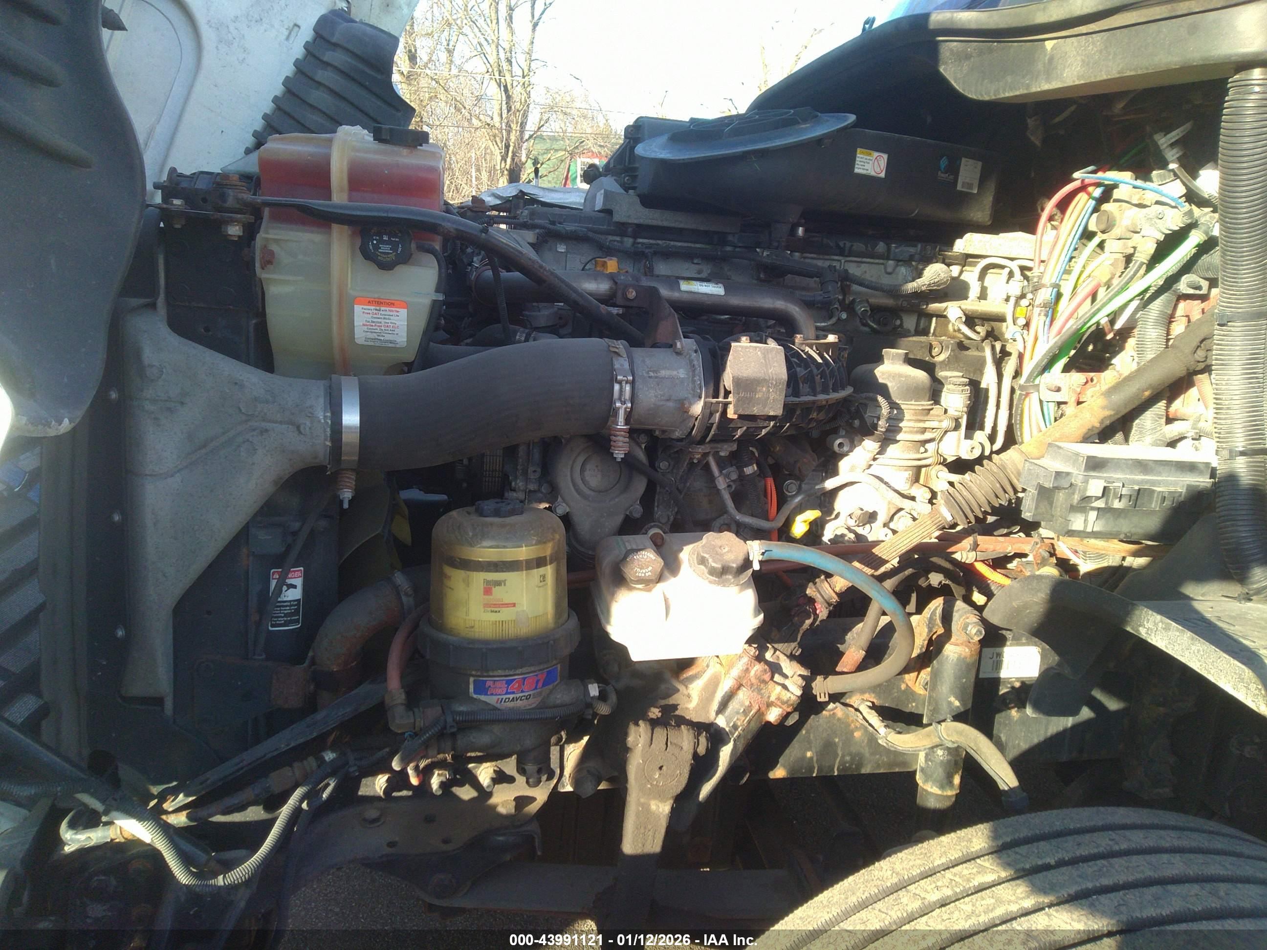 FREIGHTLINER CASCADIA image 10