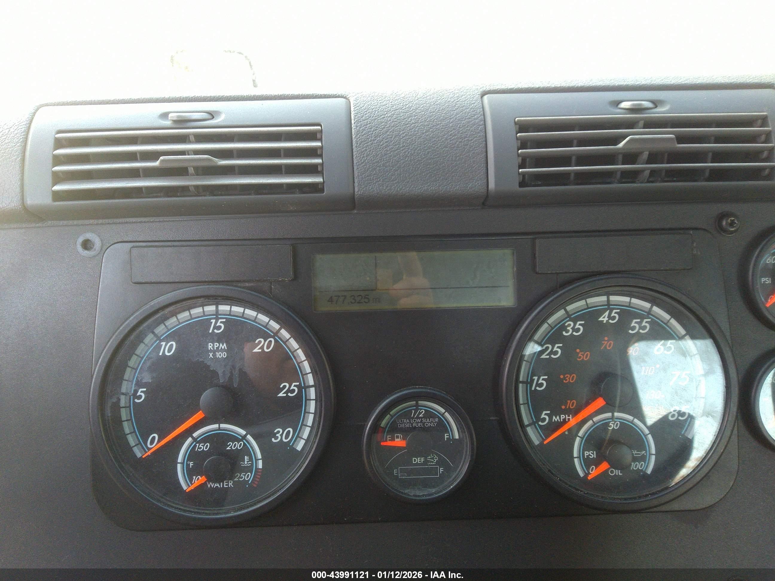 FREIGHTLINER CASCADIA image 6