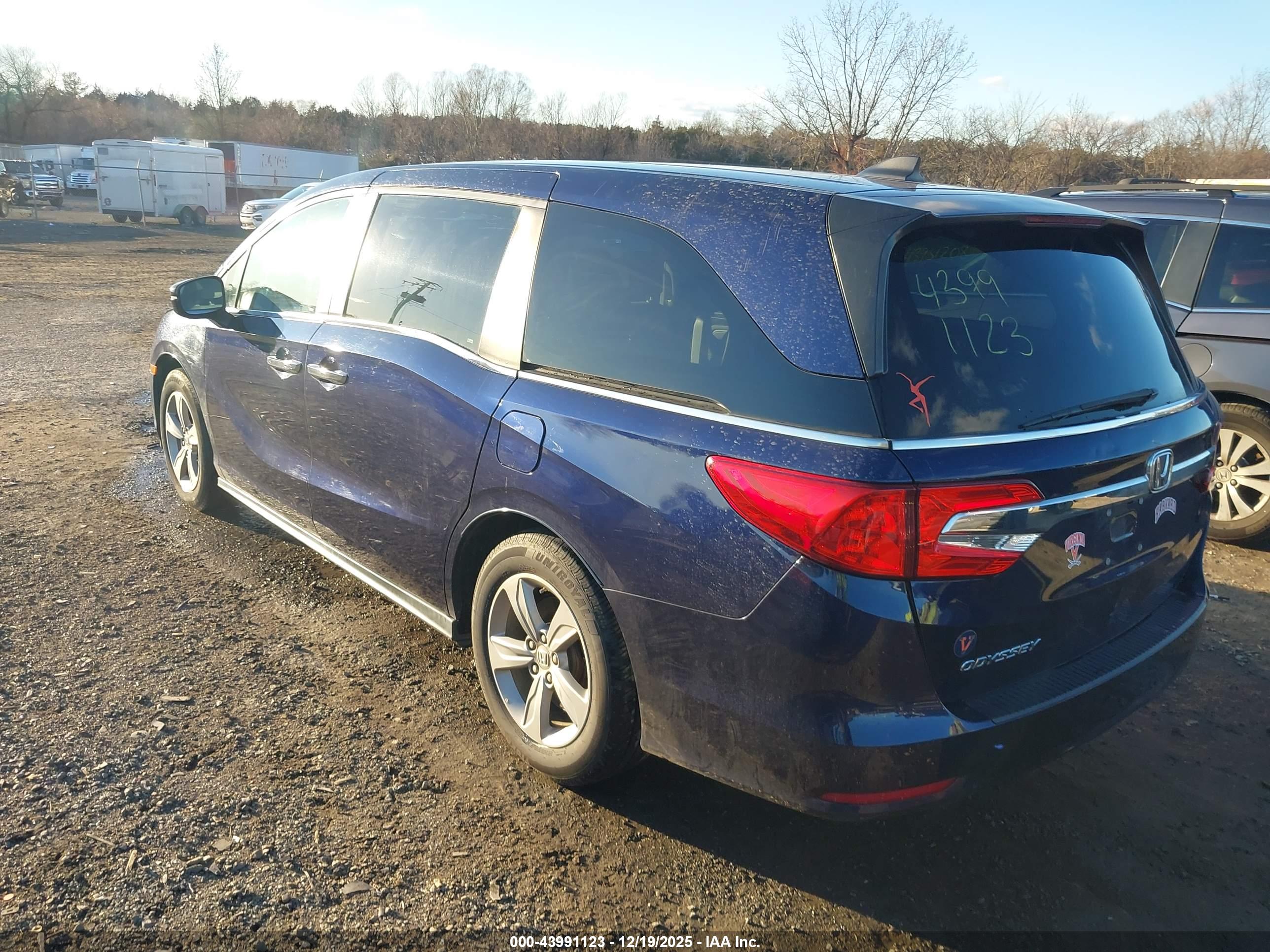 HONDA ODYSSEY image 3