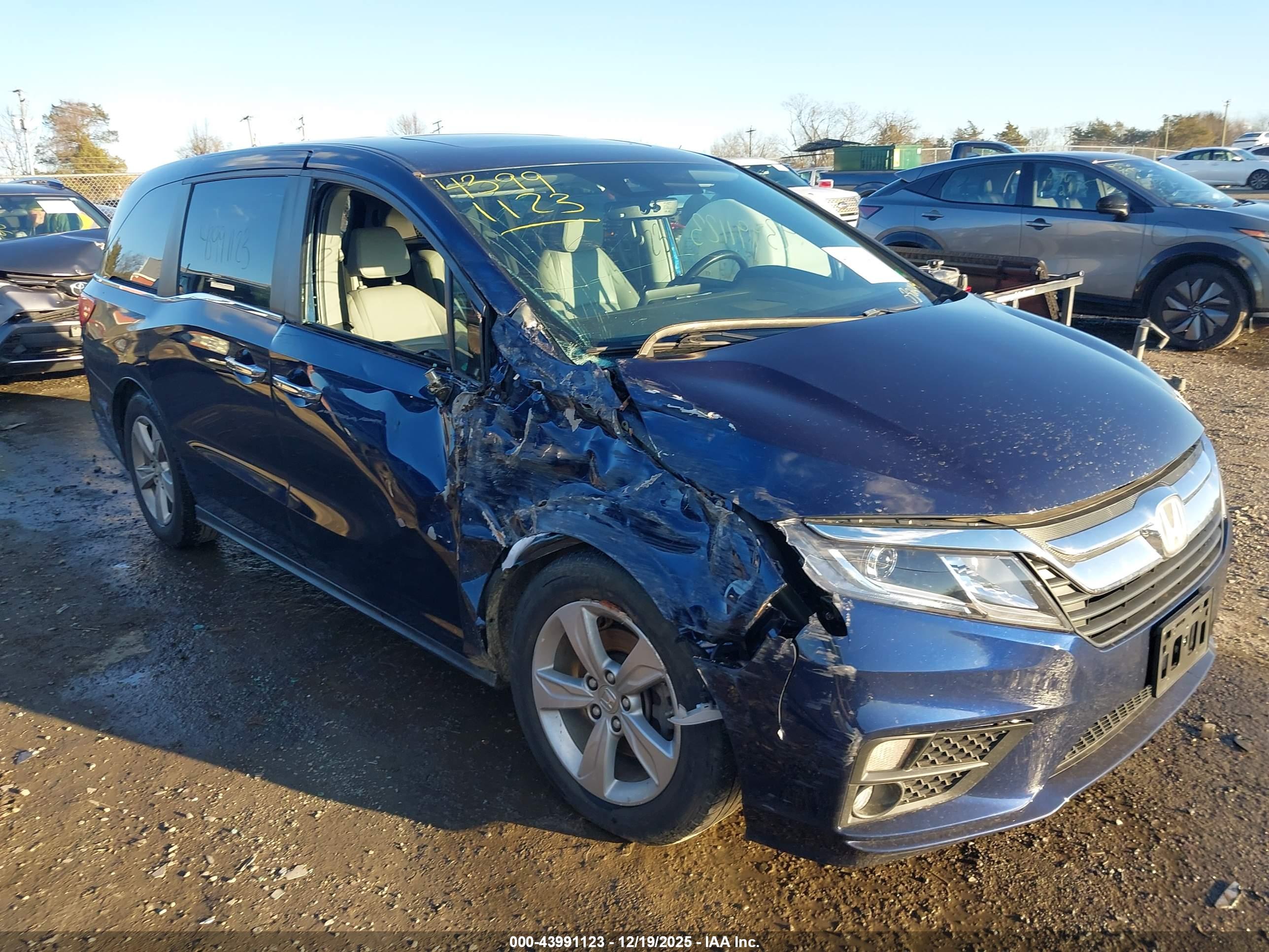 HONDA ODYSSEY image 6