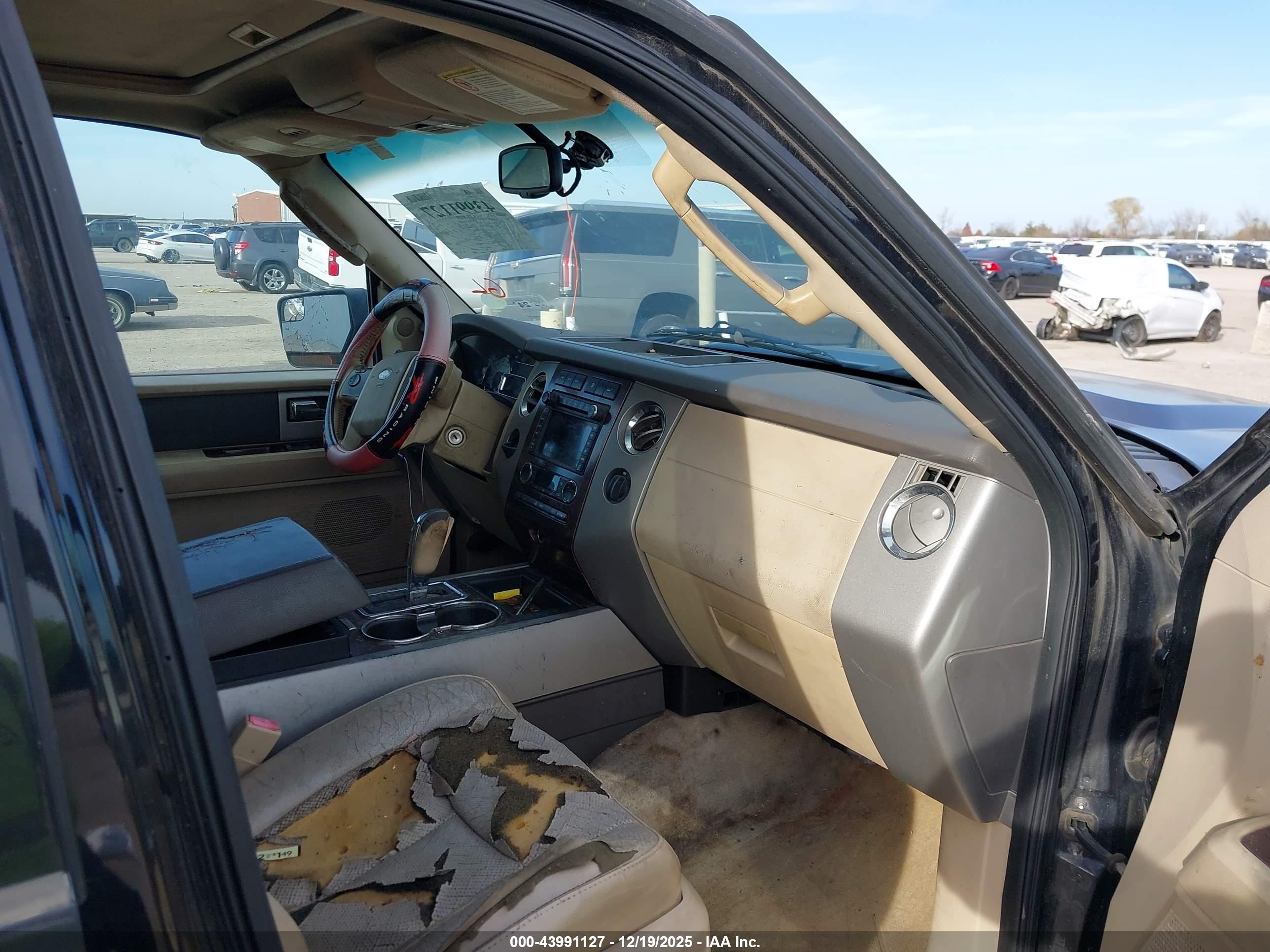 FORD EXPEDITION image 5