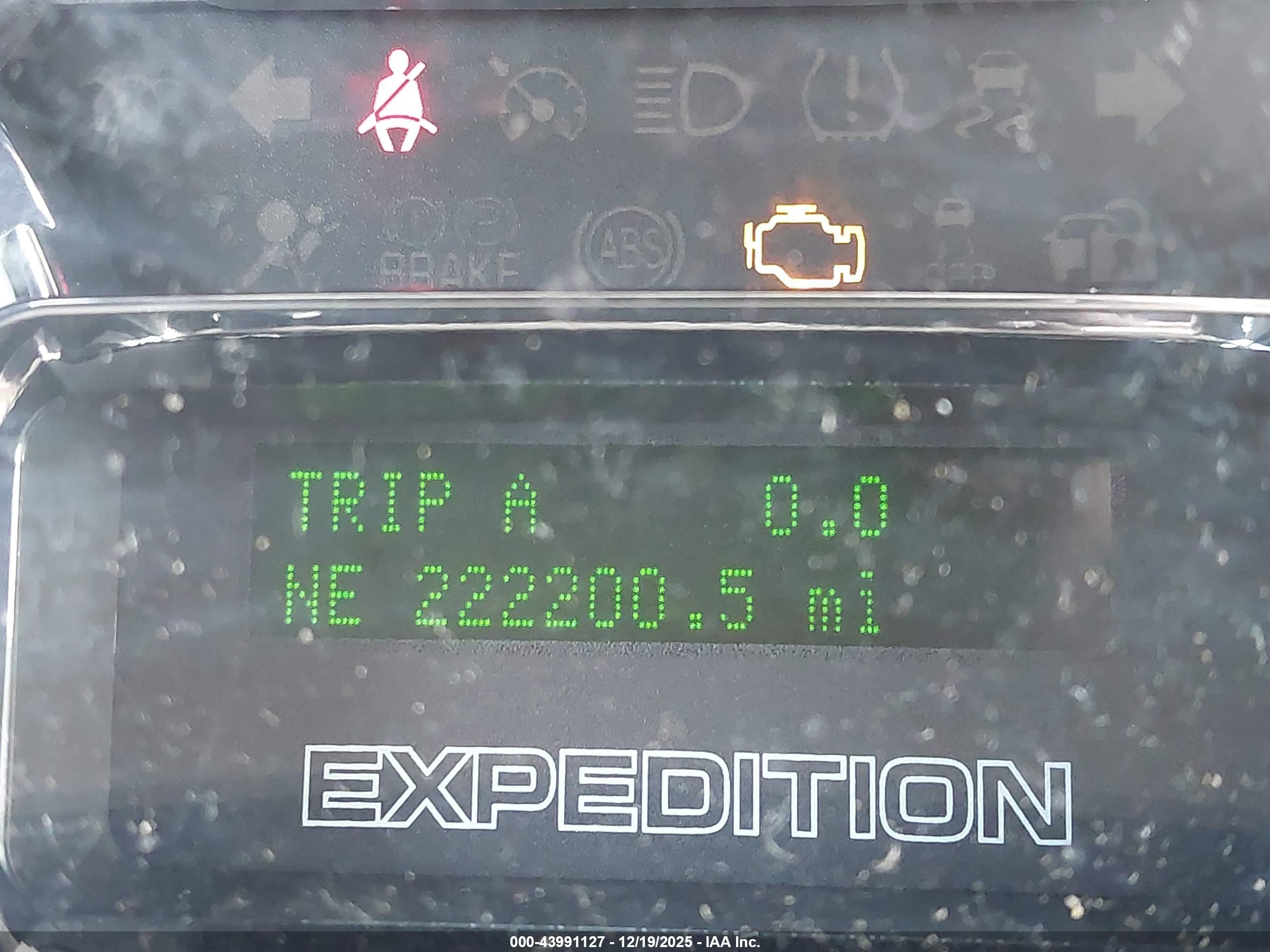 FORD EXPEDITION image 7