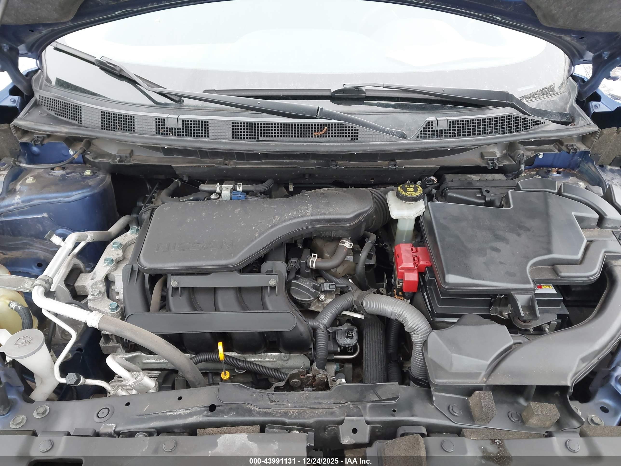 NISSAN ROGUE image 10