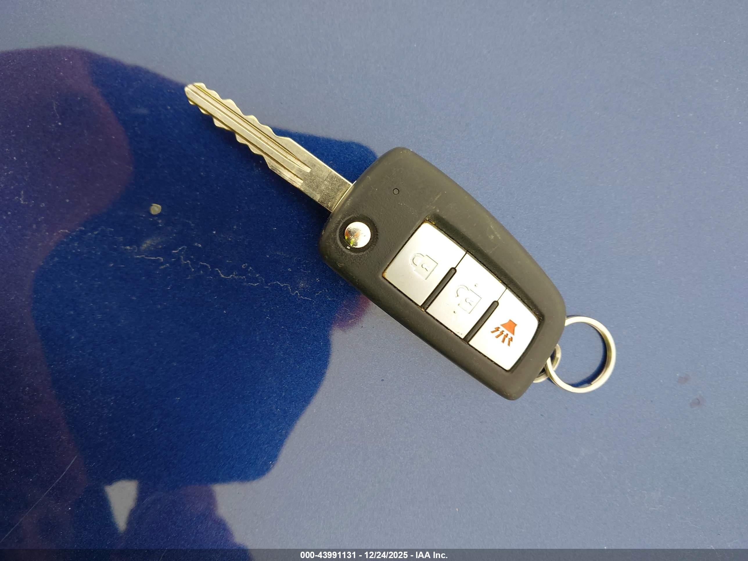 NISSAN ROGUE image 11