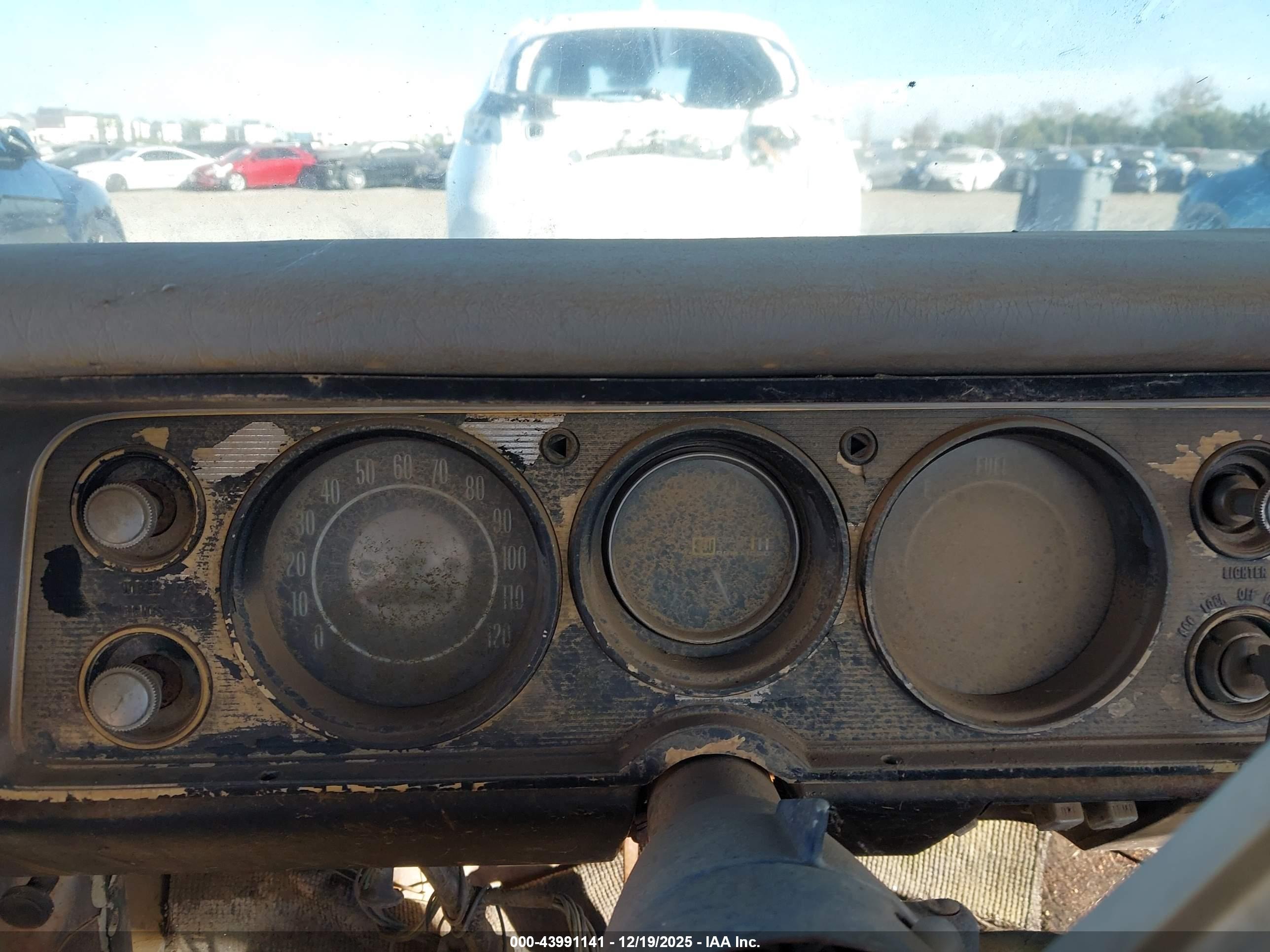 CHEVROLET 2 image 7