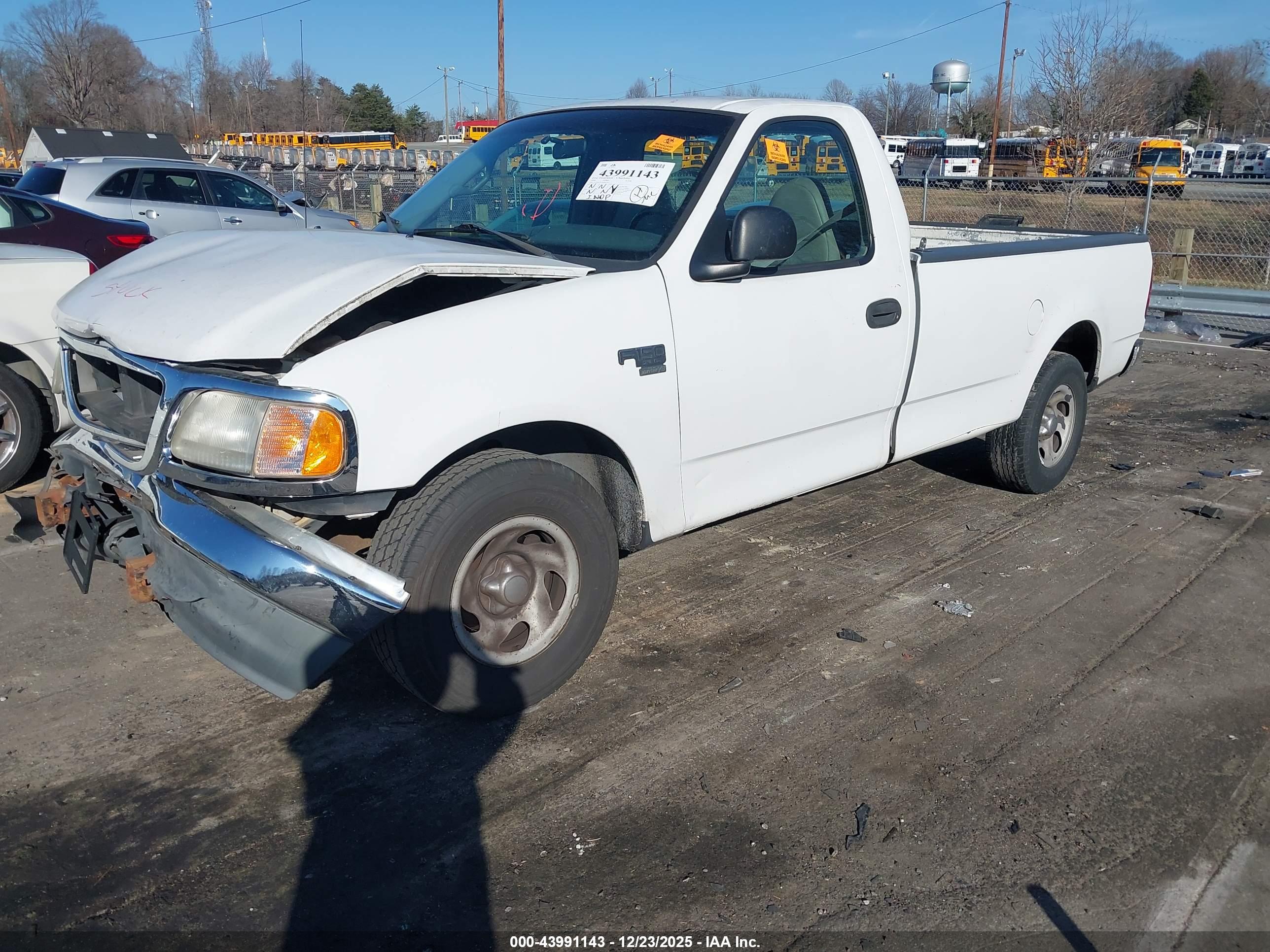 FORD F-150 image 2