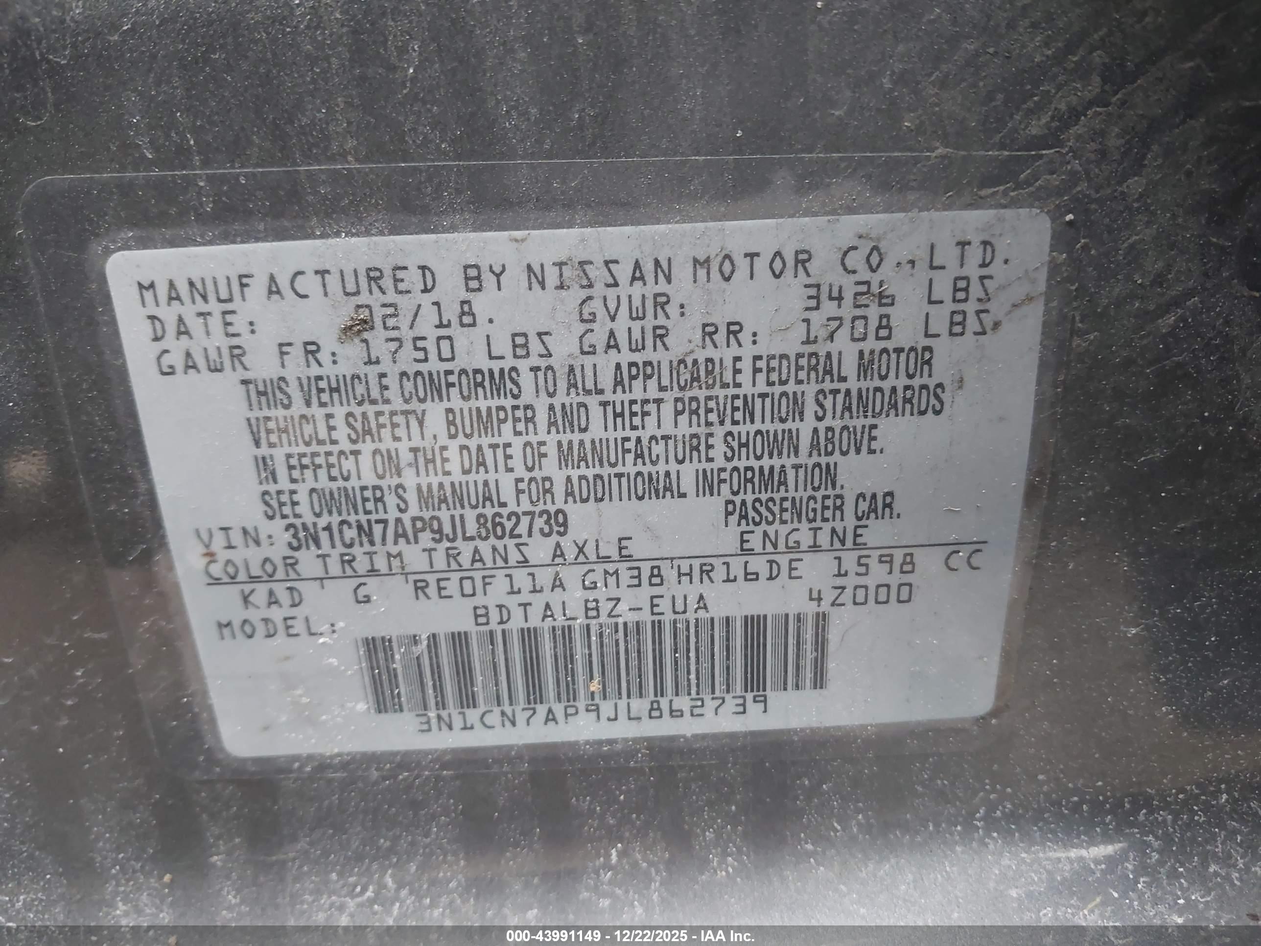 NISSAN VERSA image 9
