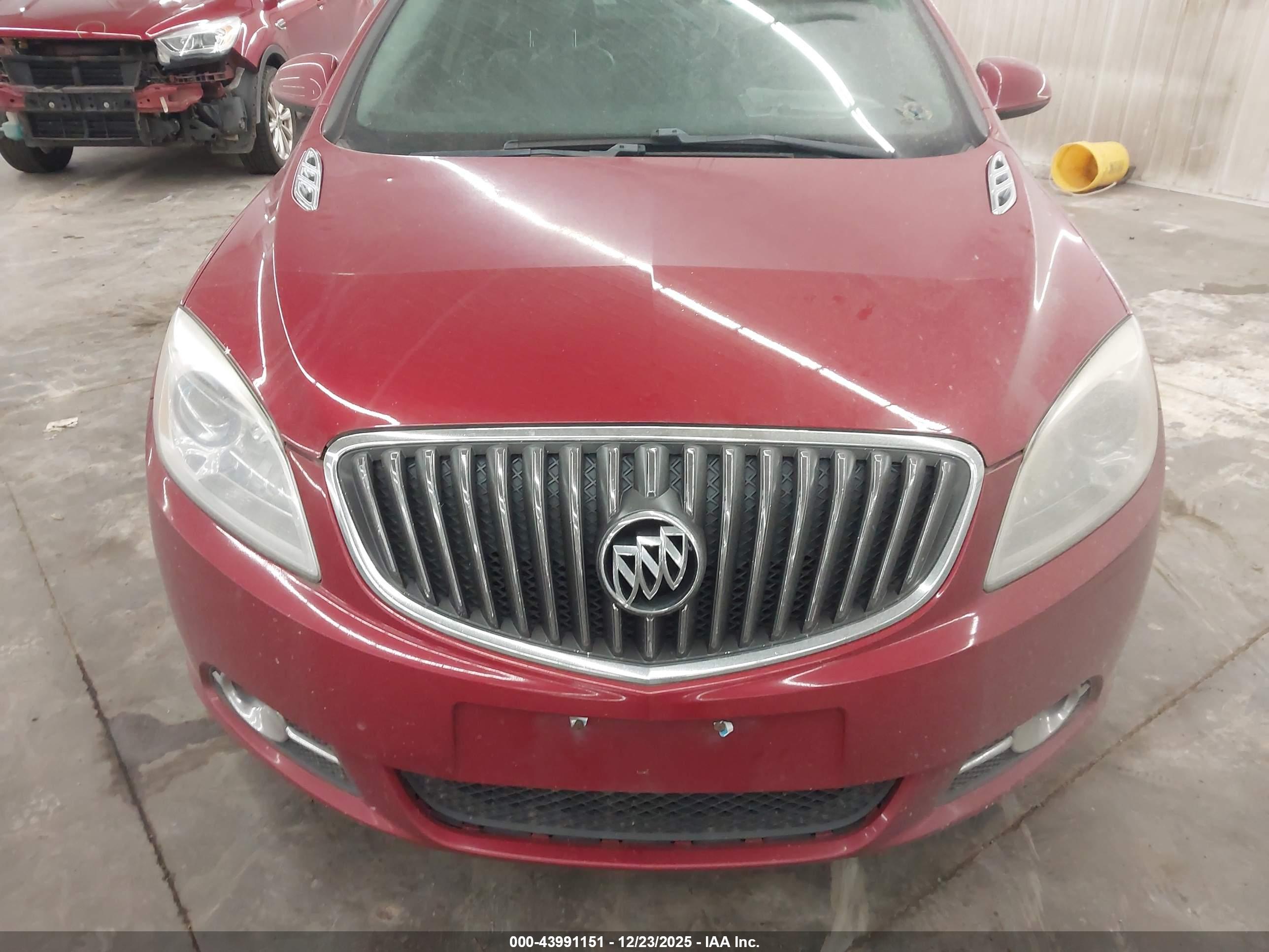 BUICK VERANO image 6