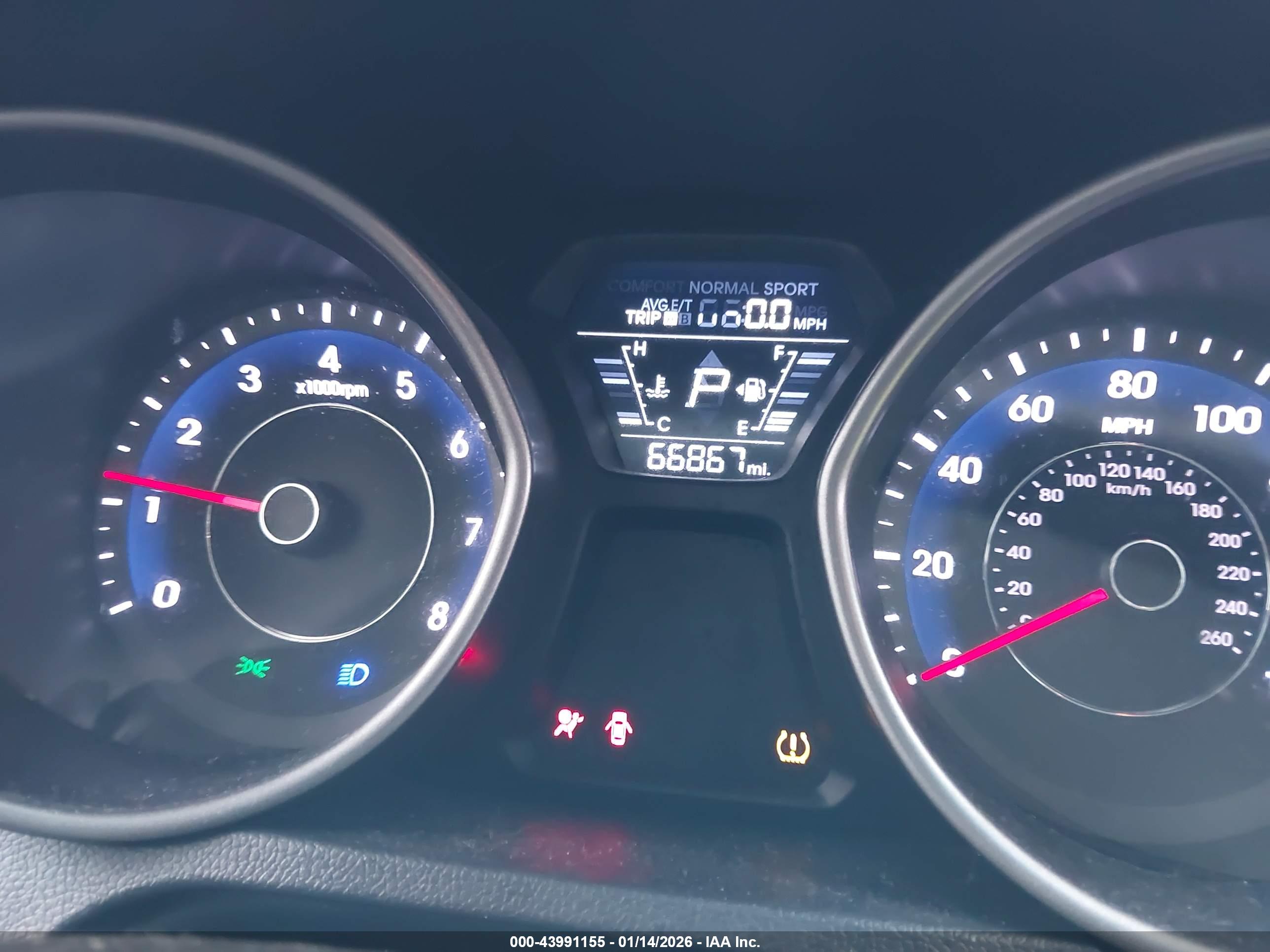HYUNDAI ELANTRA image 7