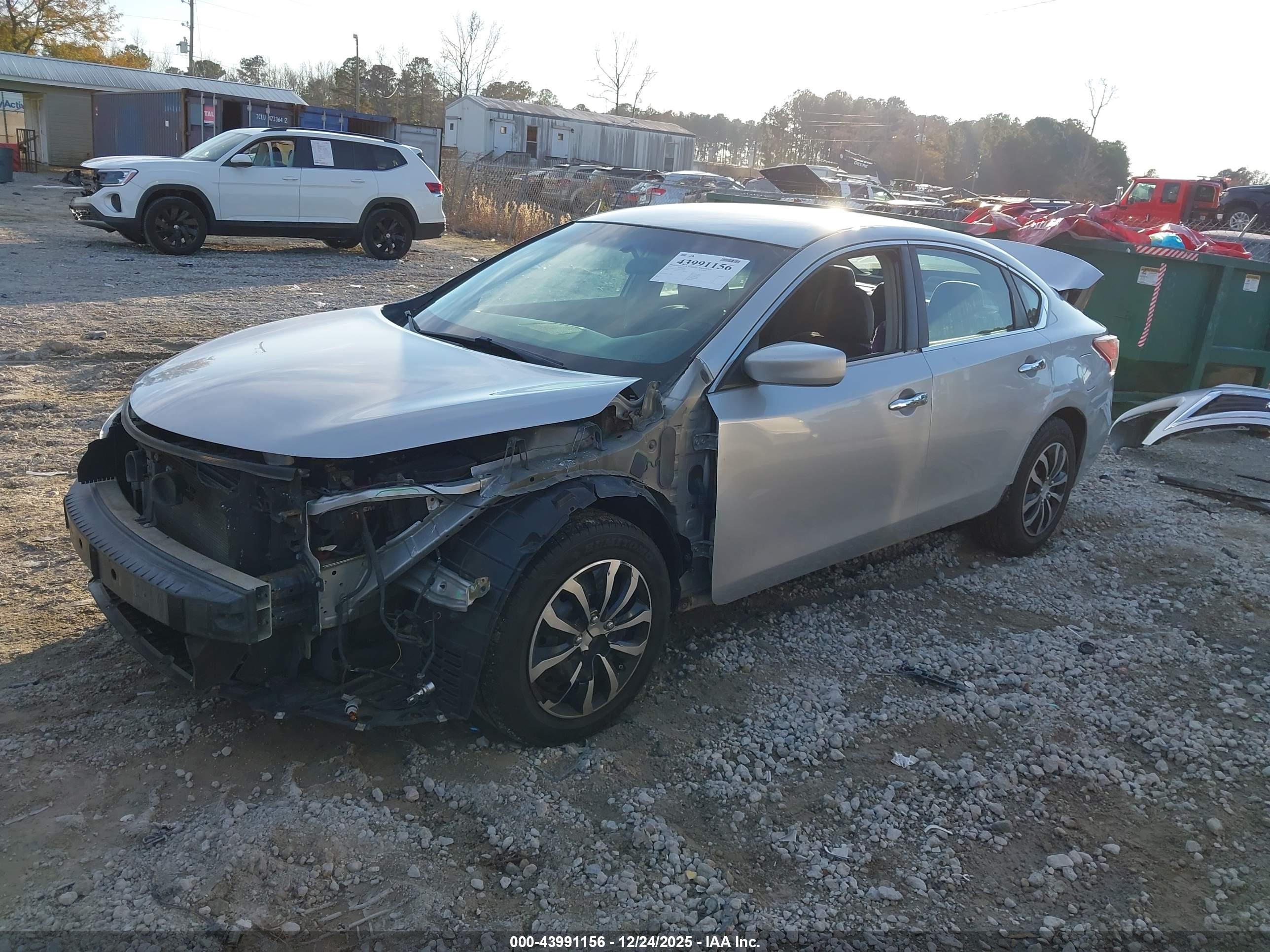 NISSAN ALTIMA image 2