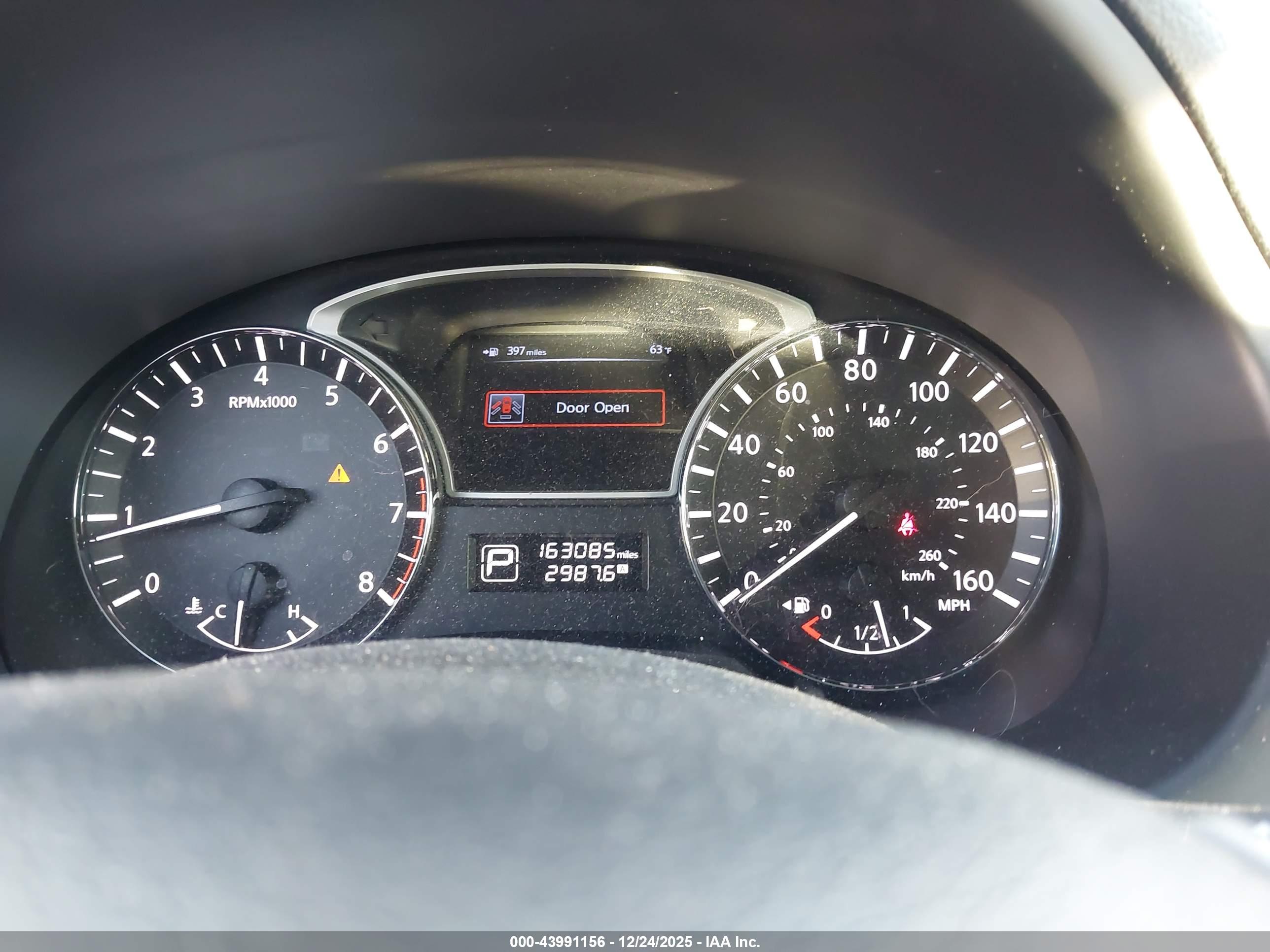 NISSAN ALTIMA image 7