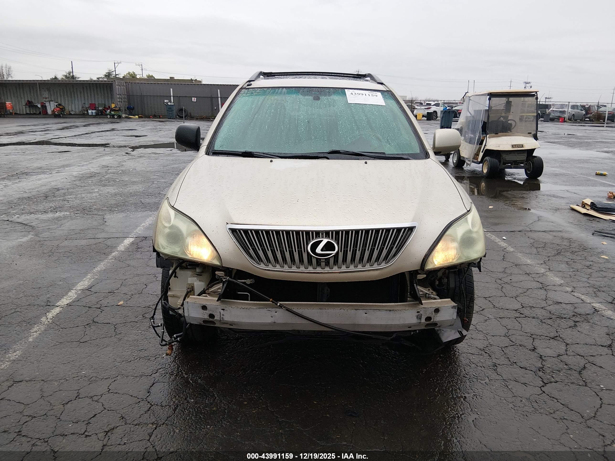 LEXUS RX image 6