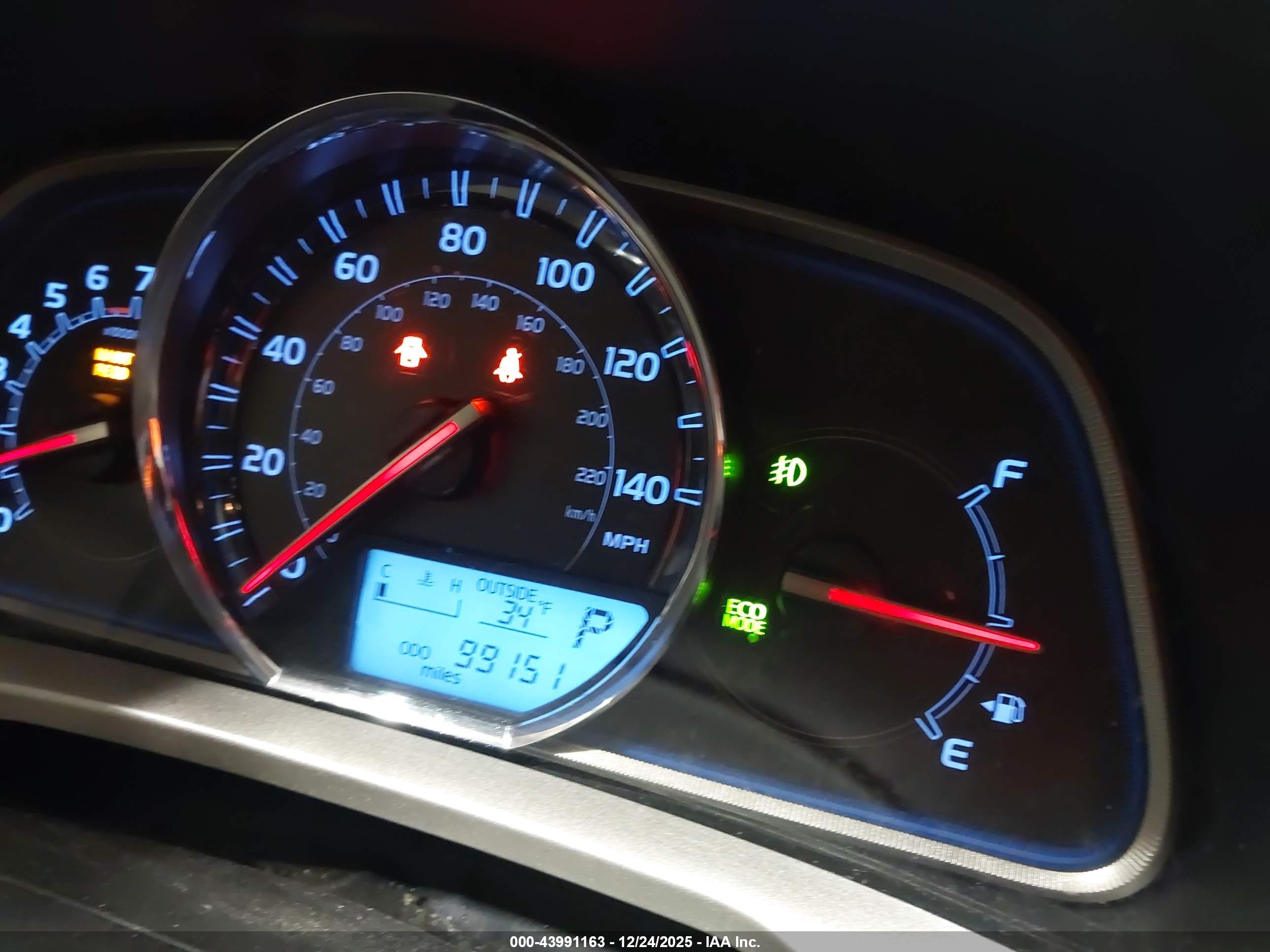 TOYOTA RAV4 image 7