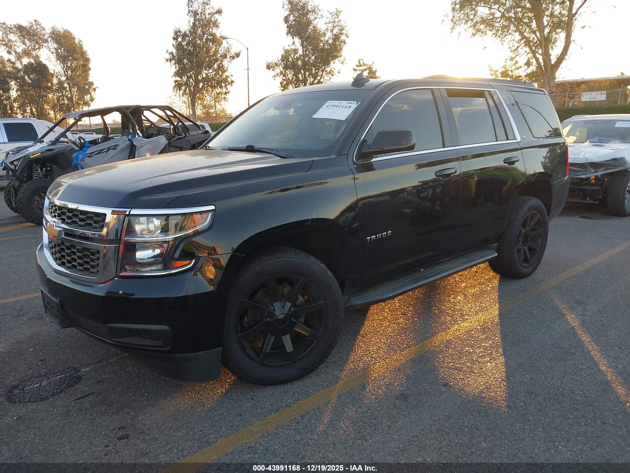 CHEVROLET TAHOE image 2