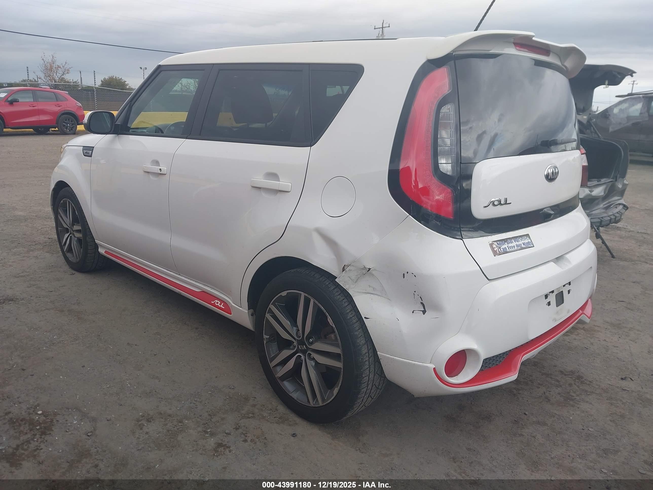 KIA SOUL image 3
