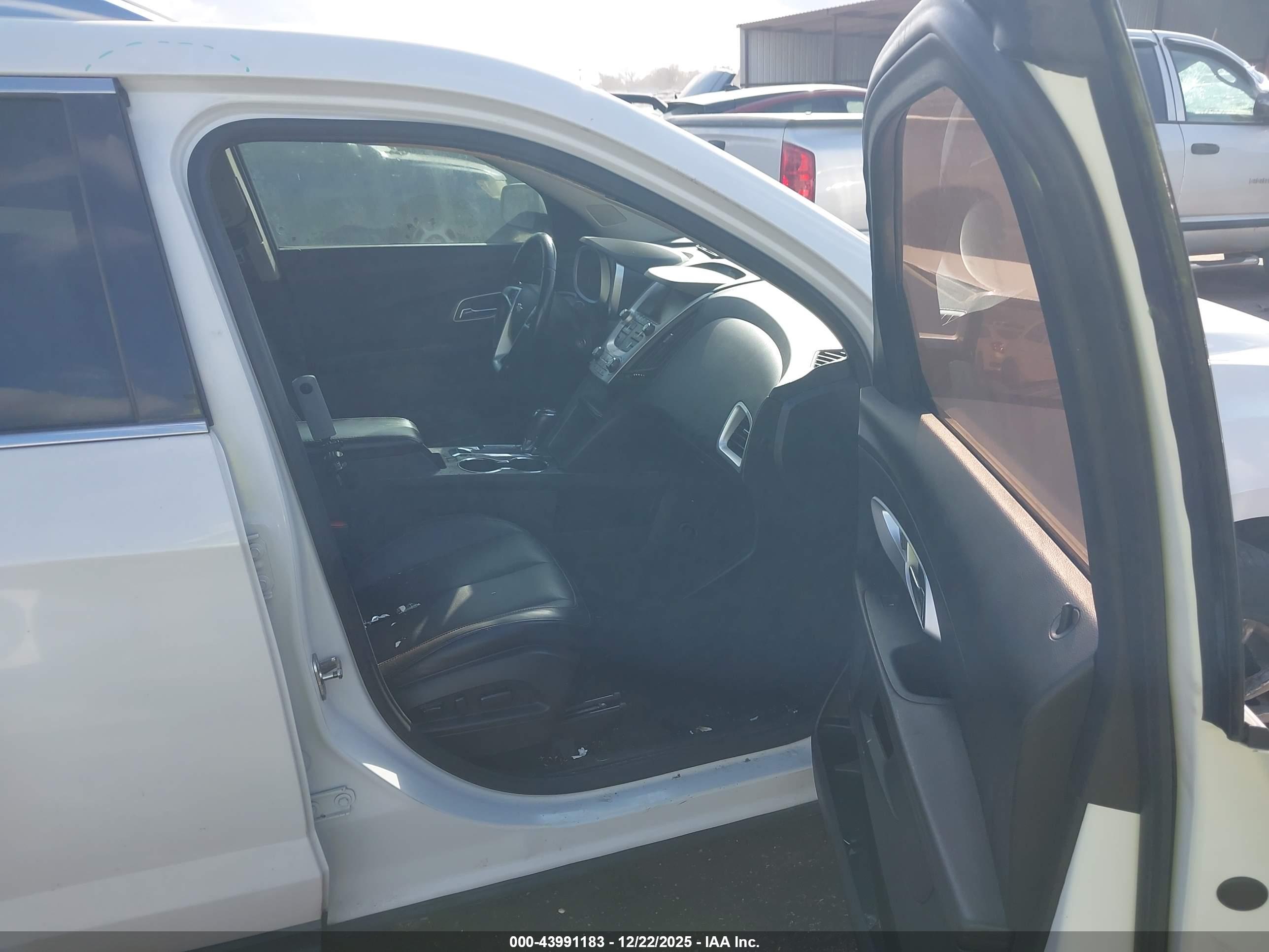CHEVROLET EQUINOX image 5