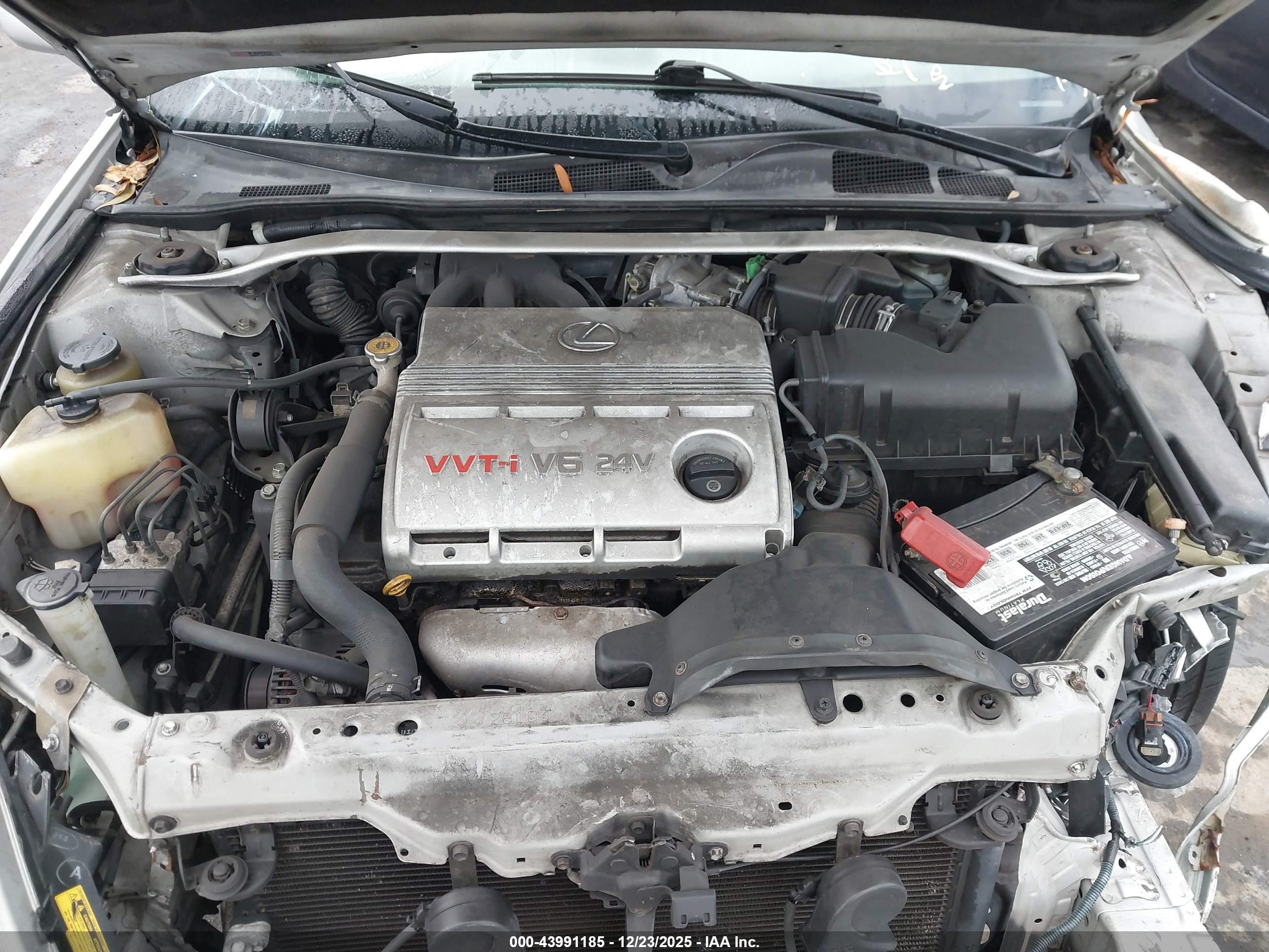 LEXUS ES image 10