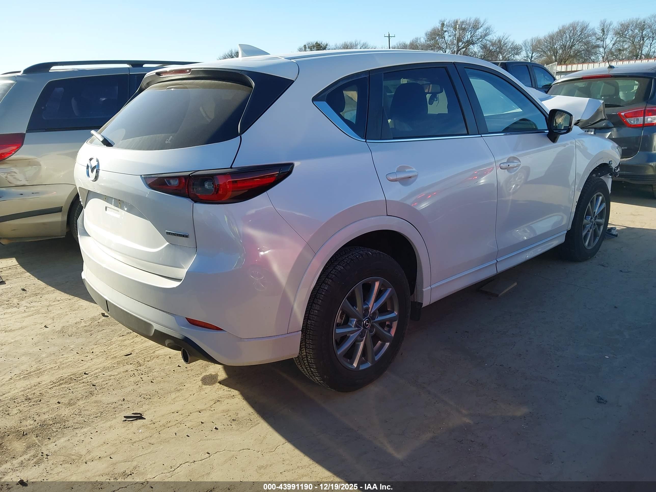 MAZDA CX-5 image 4