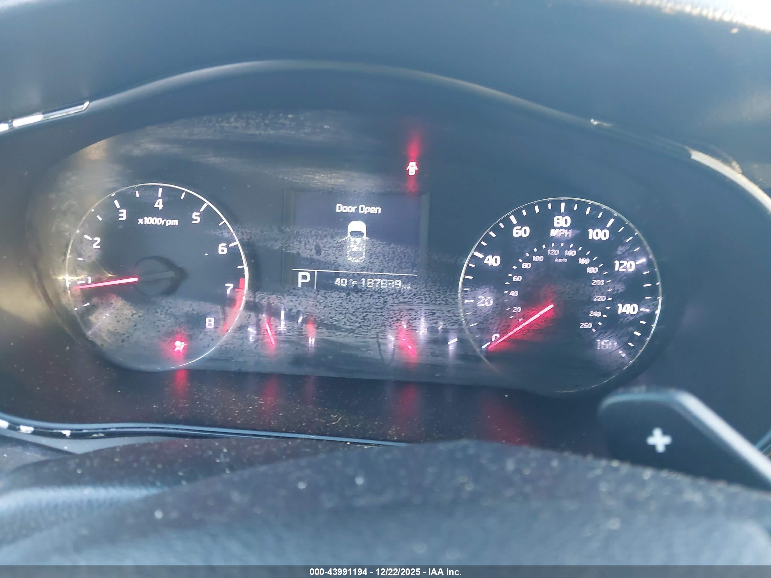 KIA CADENZA image 7