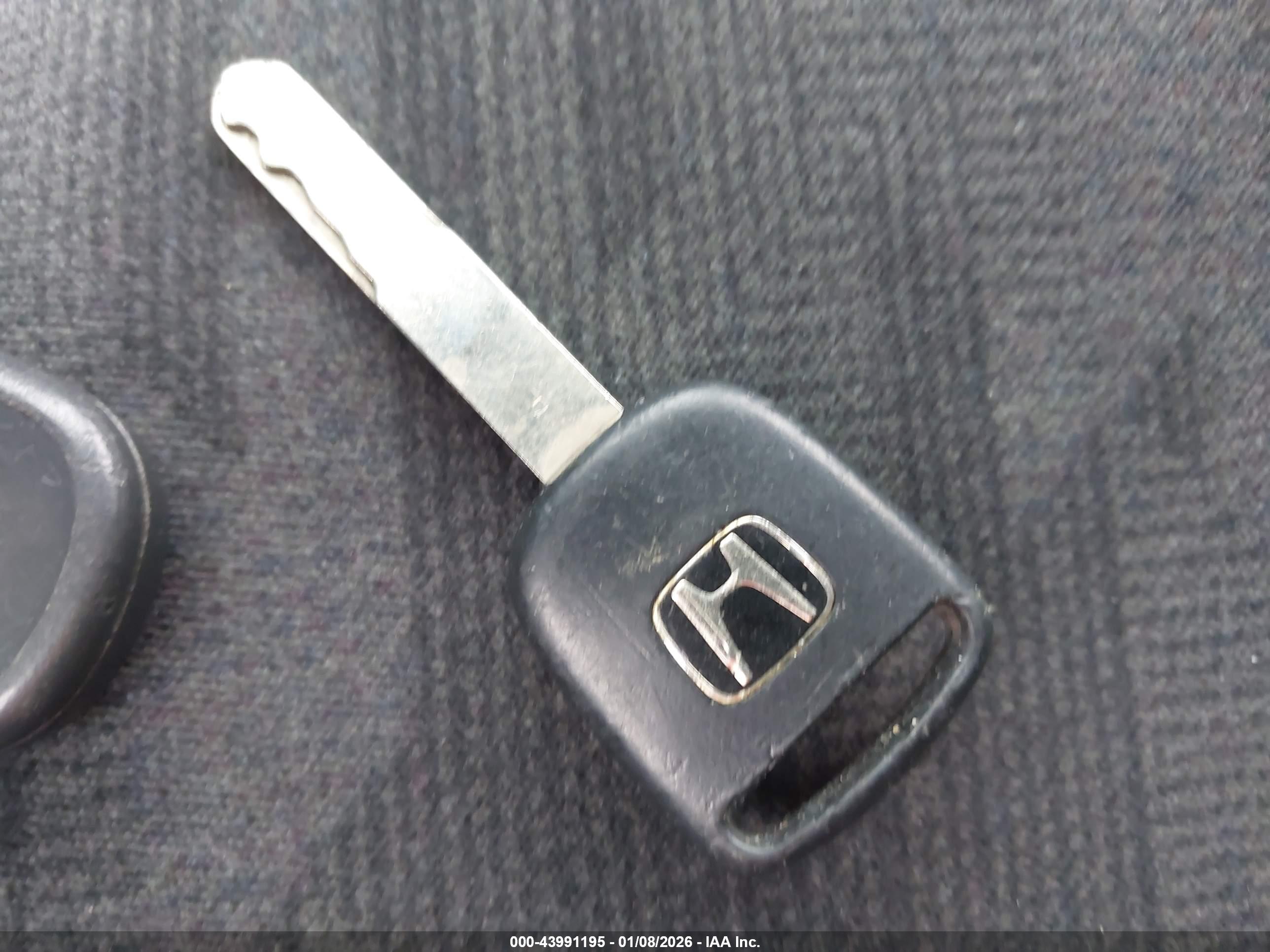 HONDA CR-V image 11