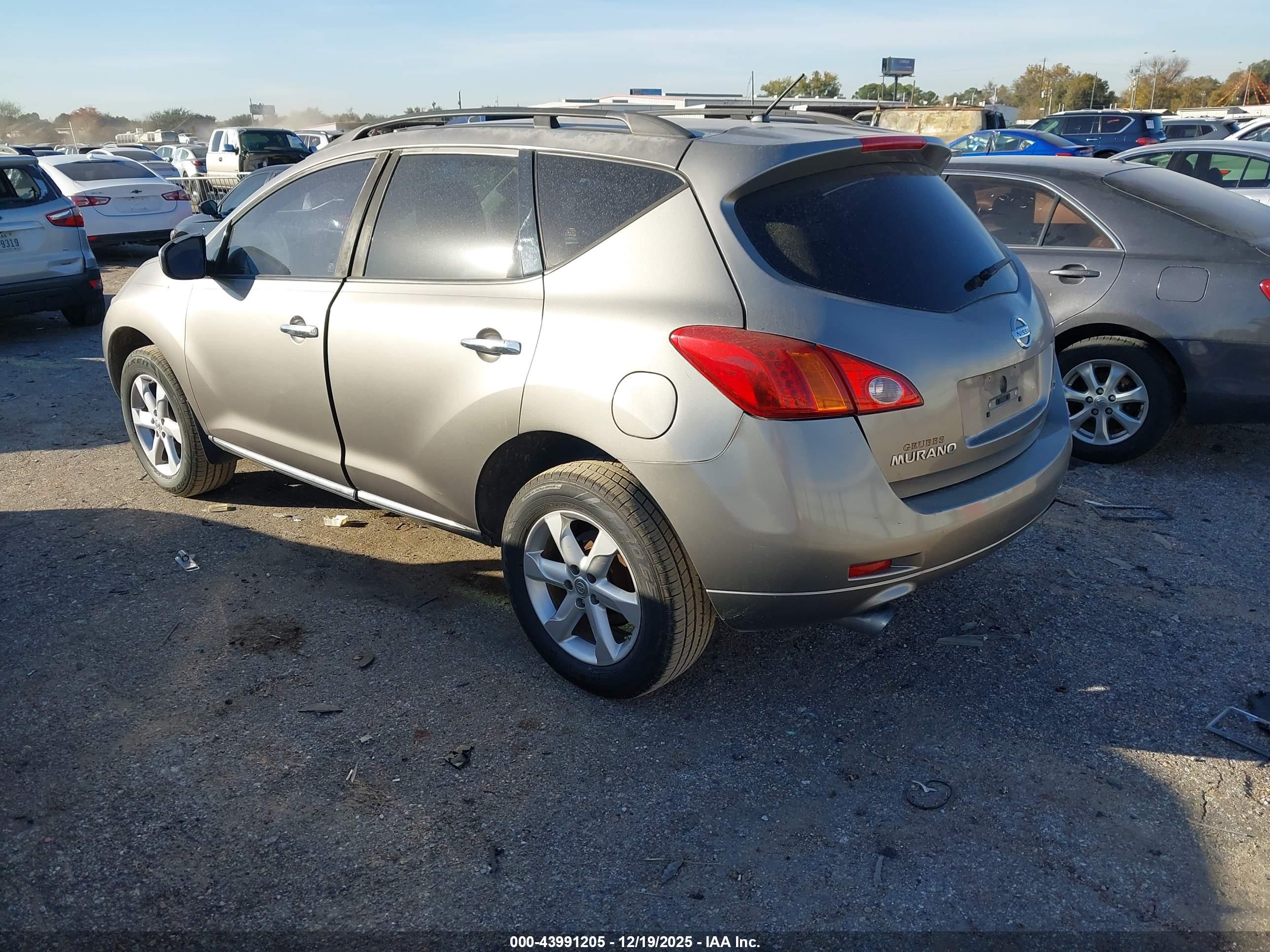 NISSAN MURANO image 3