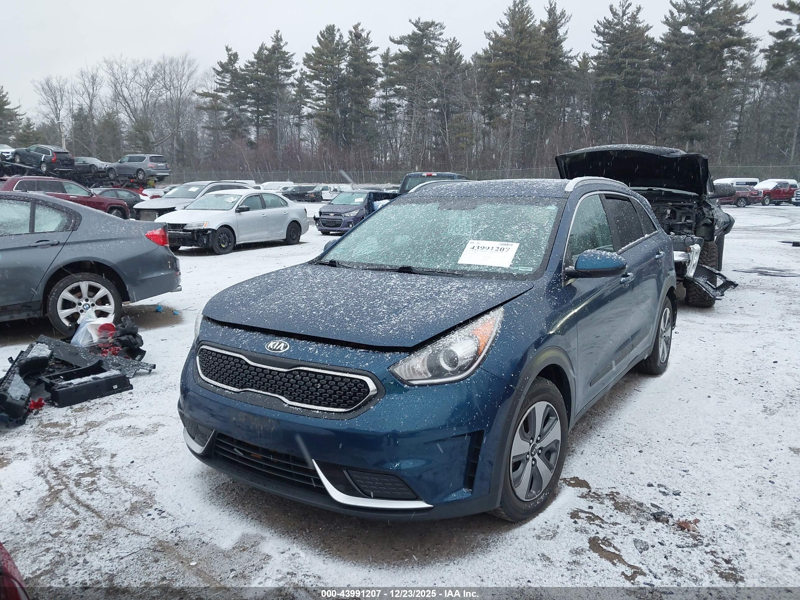 KIA NIRO image 2