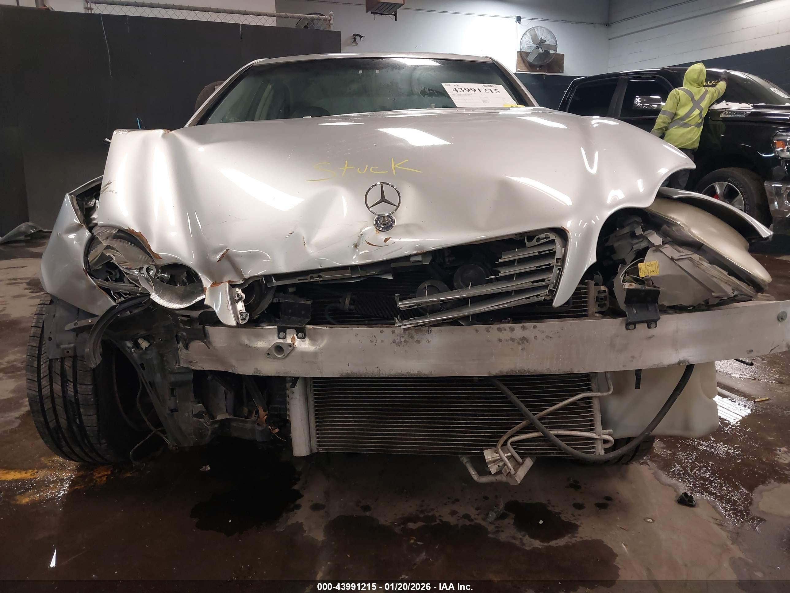 MERCEDES-BENZ C image 6