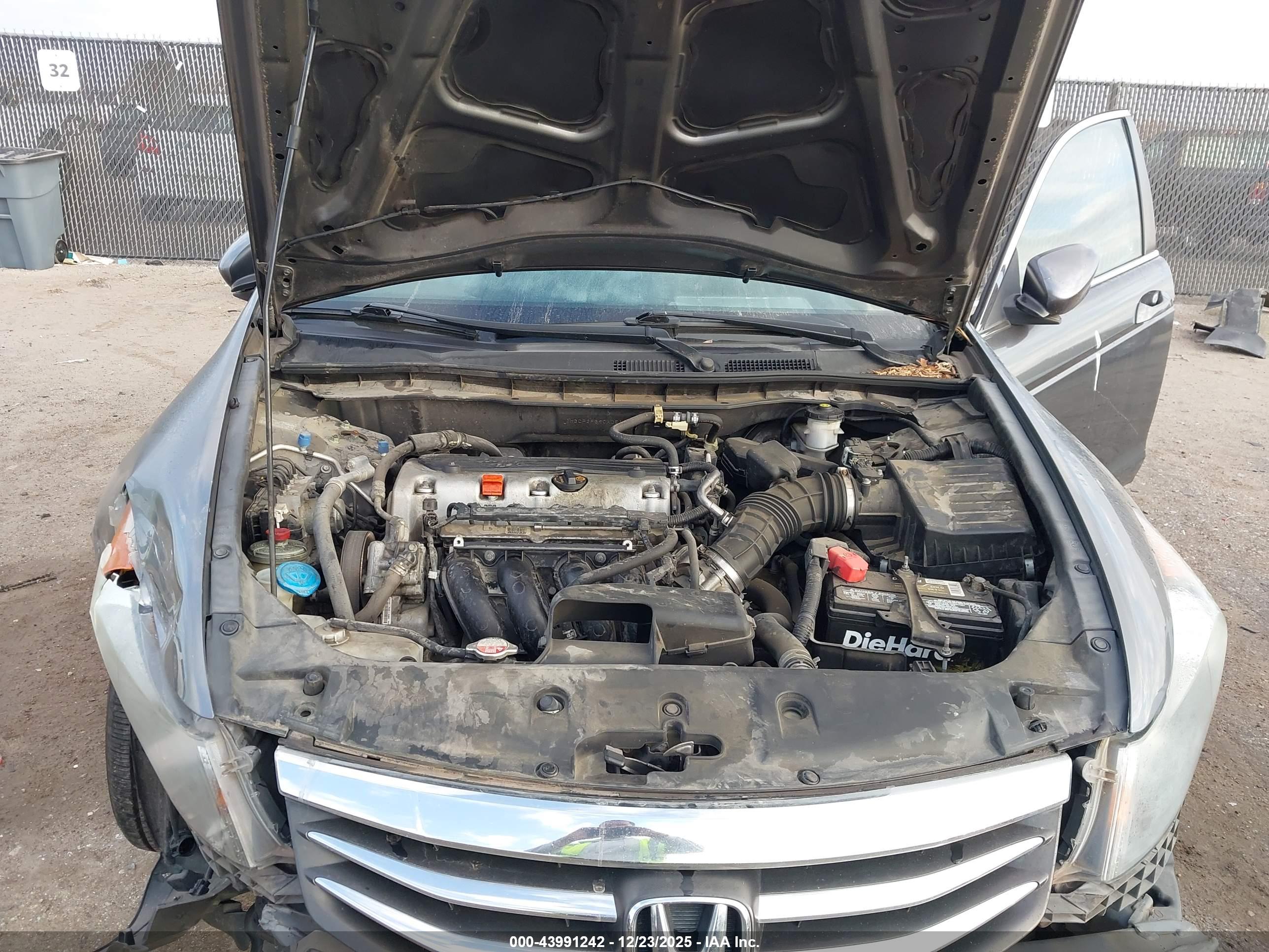 HONDA ACCORD image 10