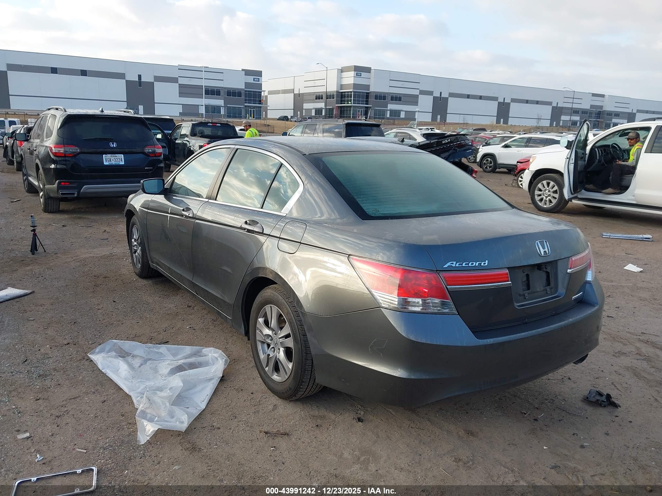 HONDA ACCORD image 3
