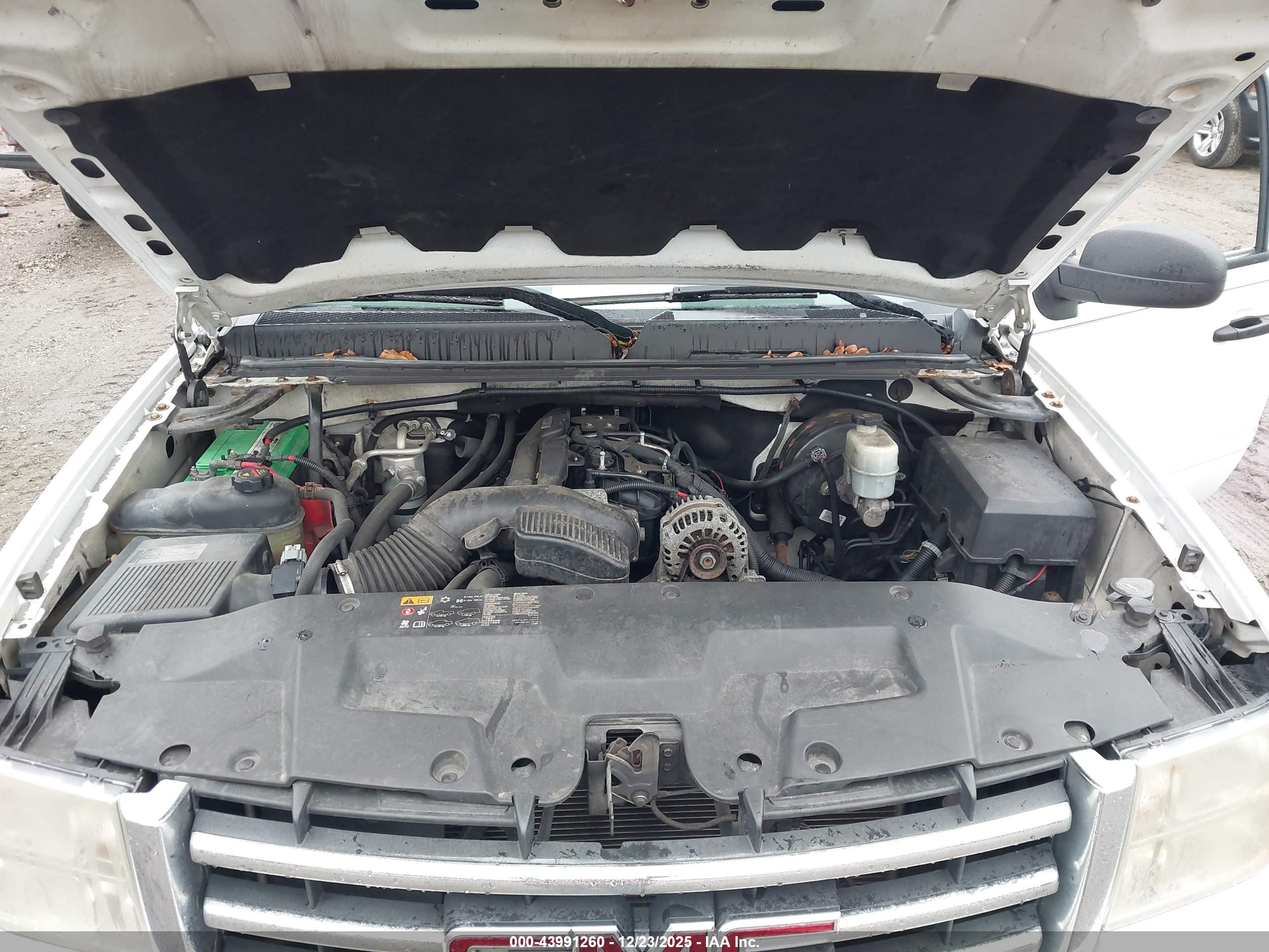 GMC SIERRA image 10